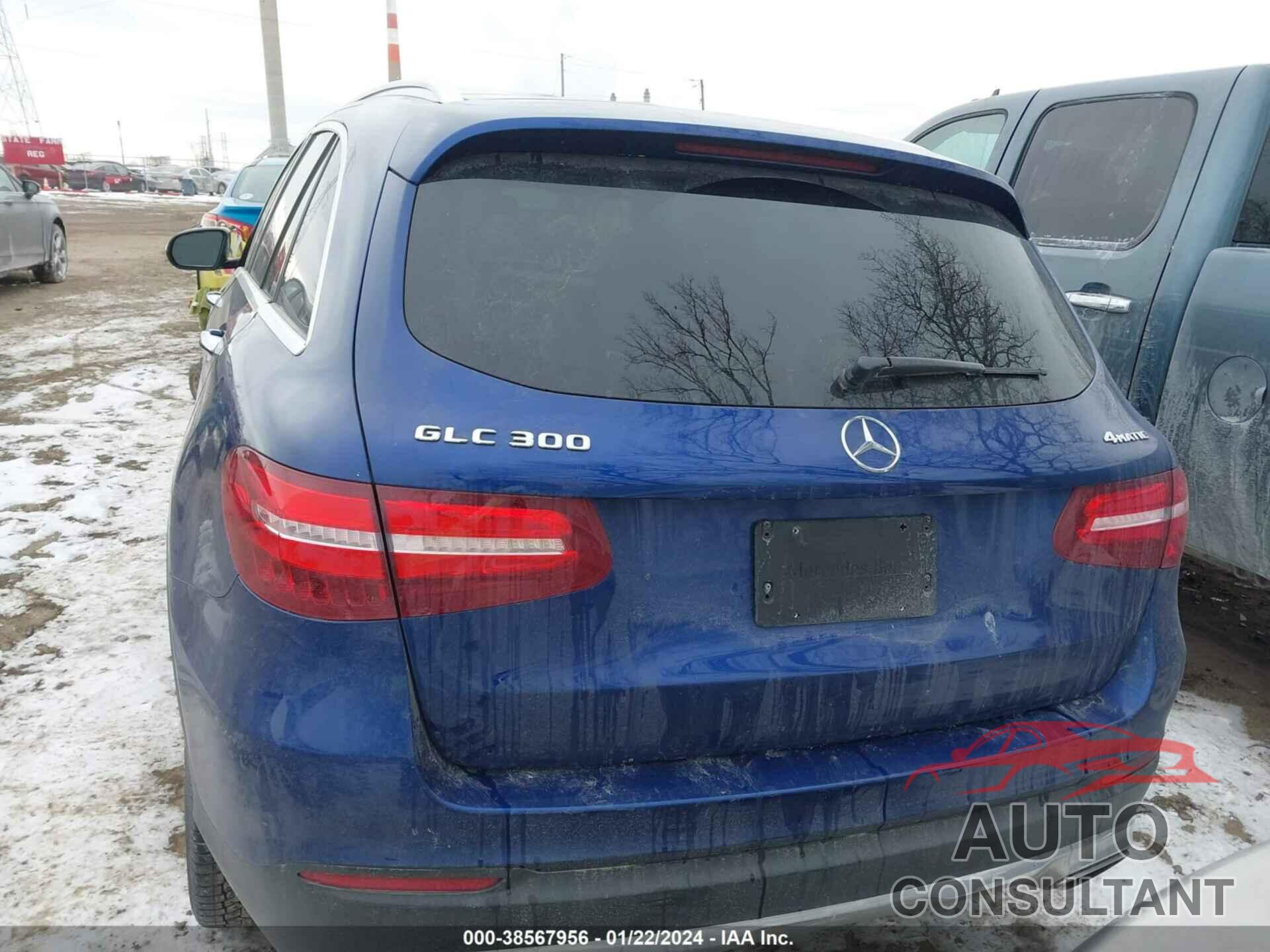 MERCEDES-BENZ GLC 300 2019 - WDC0G4KB5KV179203