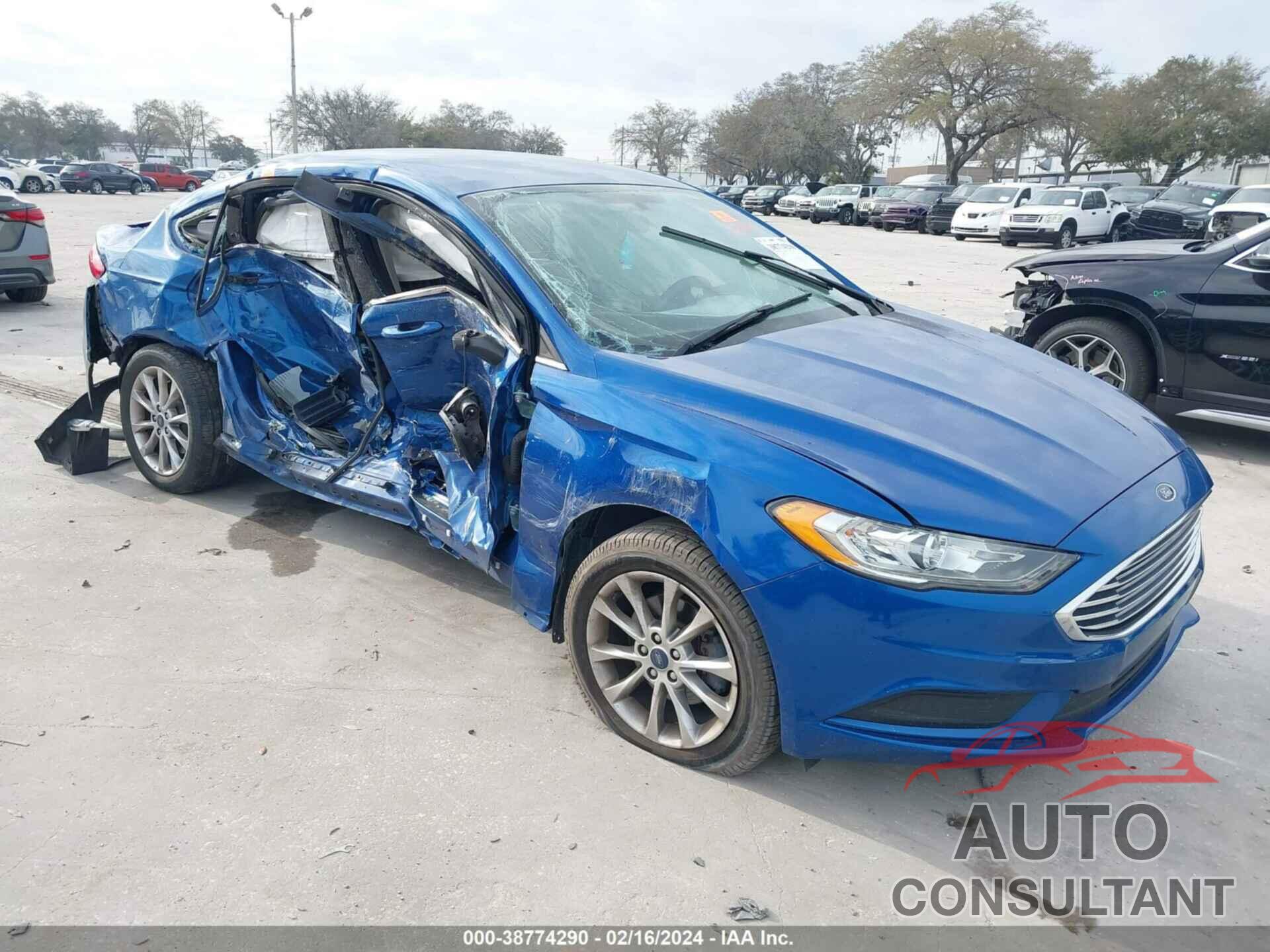 FORD FUSION 2017 - 3FA6P0H7XHR112118