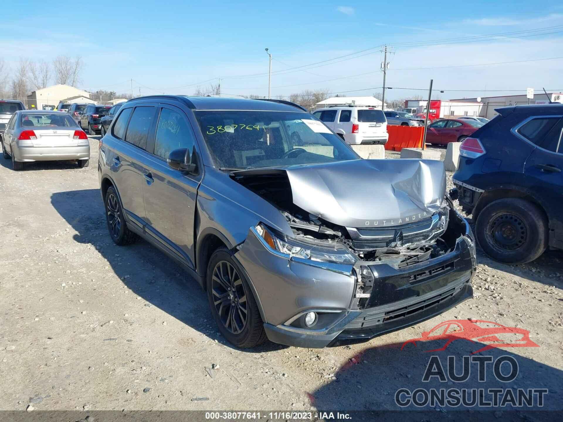 MITSUBISHI OUTLANDER 2018 - JA4AZ3A34JZ047981