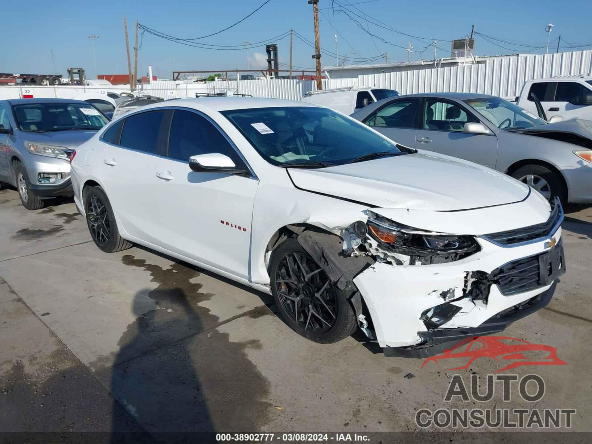 CHEVROLET MALIBU 2018 - 1G1ZD5STXJF157266