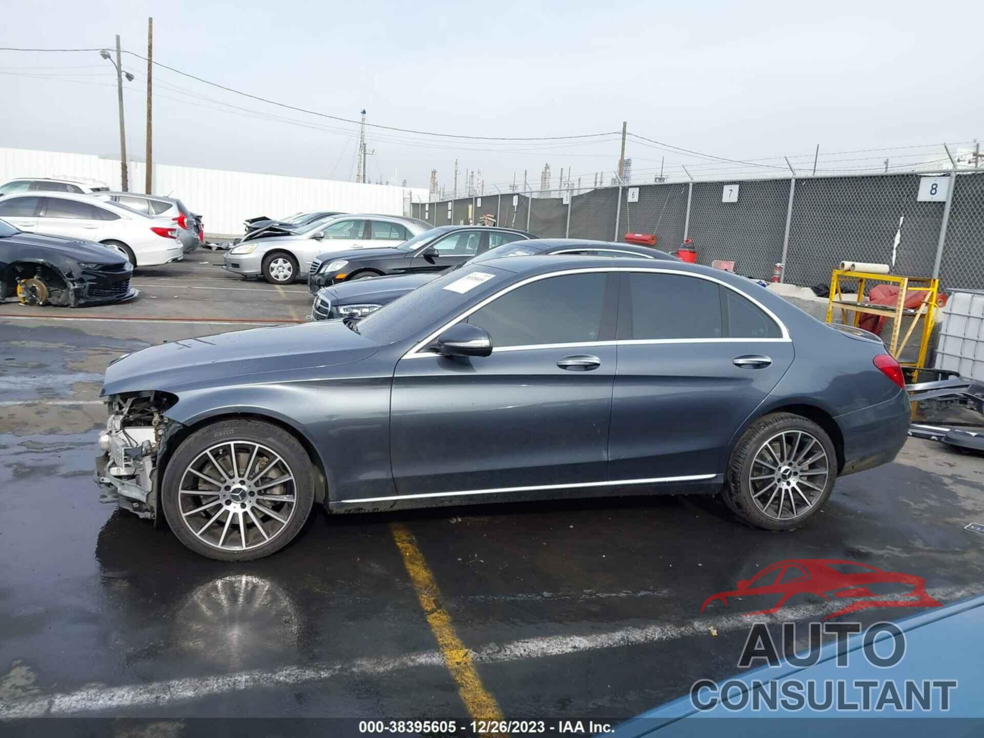 MERCEDES-BENZ C 300 2015 - 55SWF4JB1FU050883