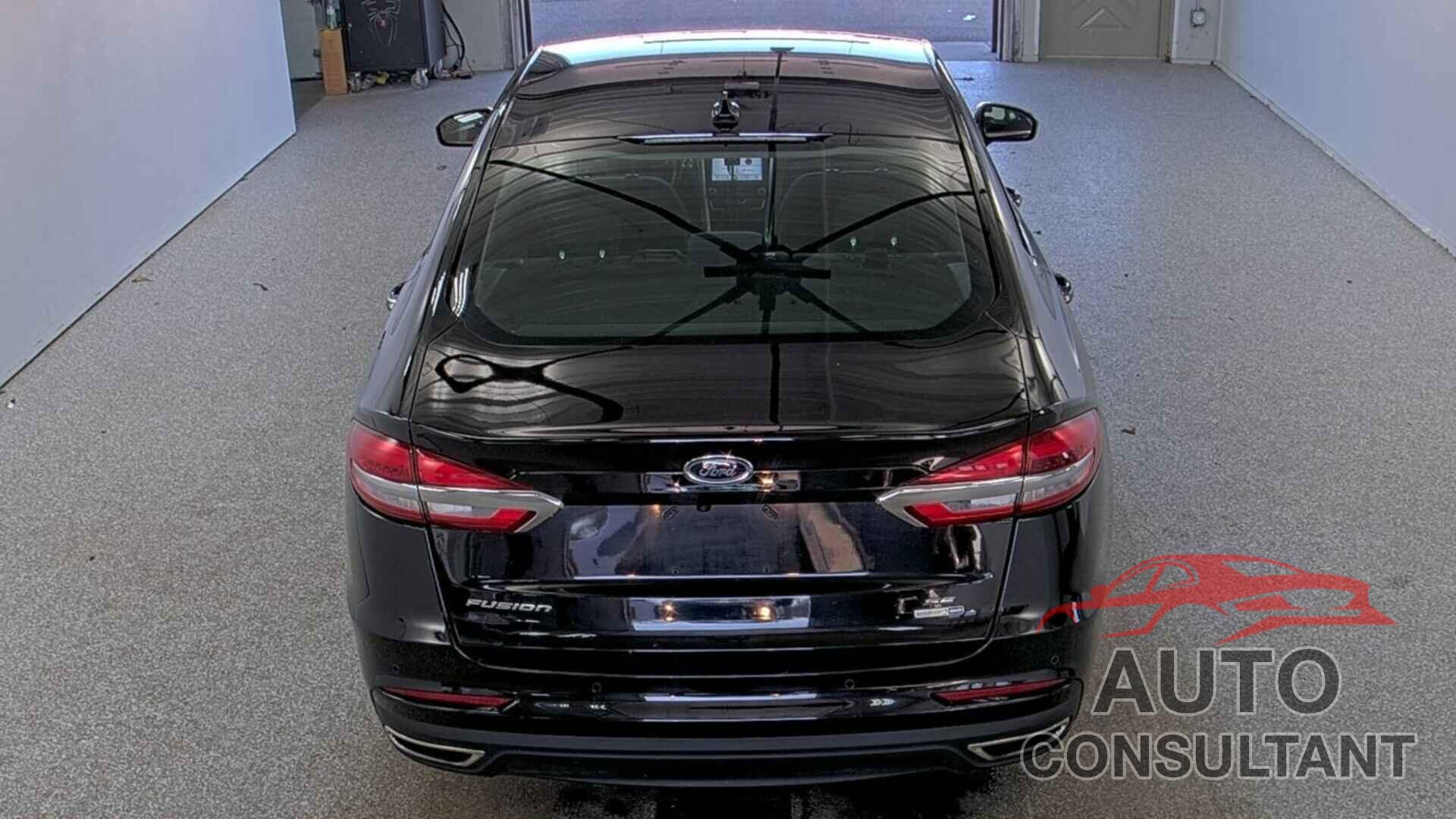 FORD FUSION 2019 - 3FA6P0T98KR239787