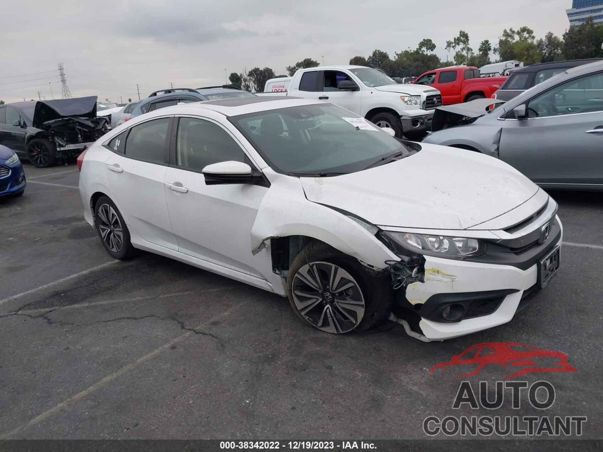 HONDA CIVIC 2018 - JHMFC1F43JX014399