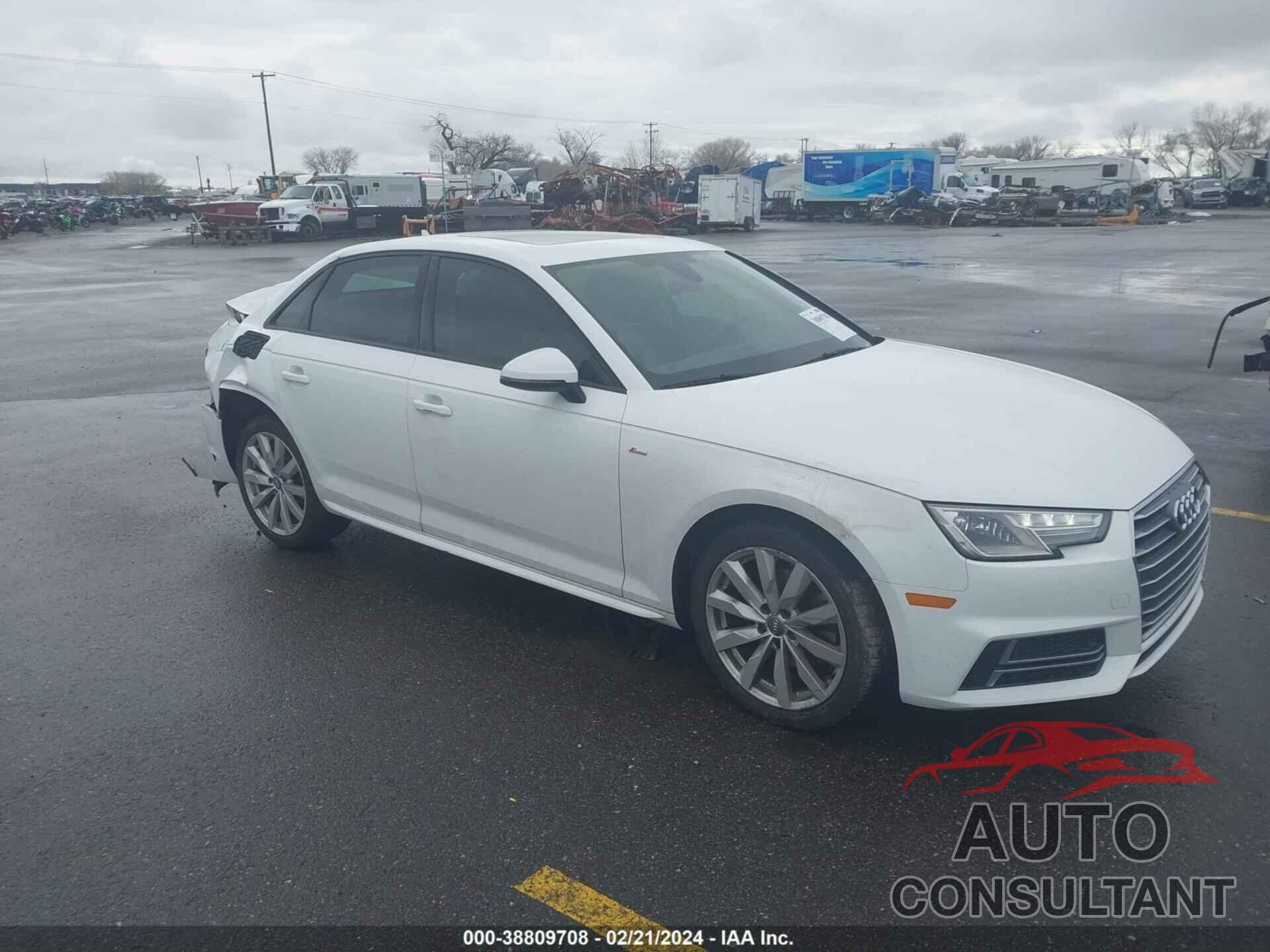 AUDI A4 2018 - WAUKMAF47JA112218