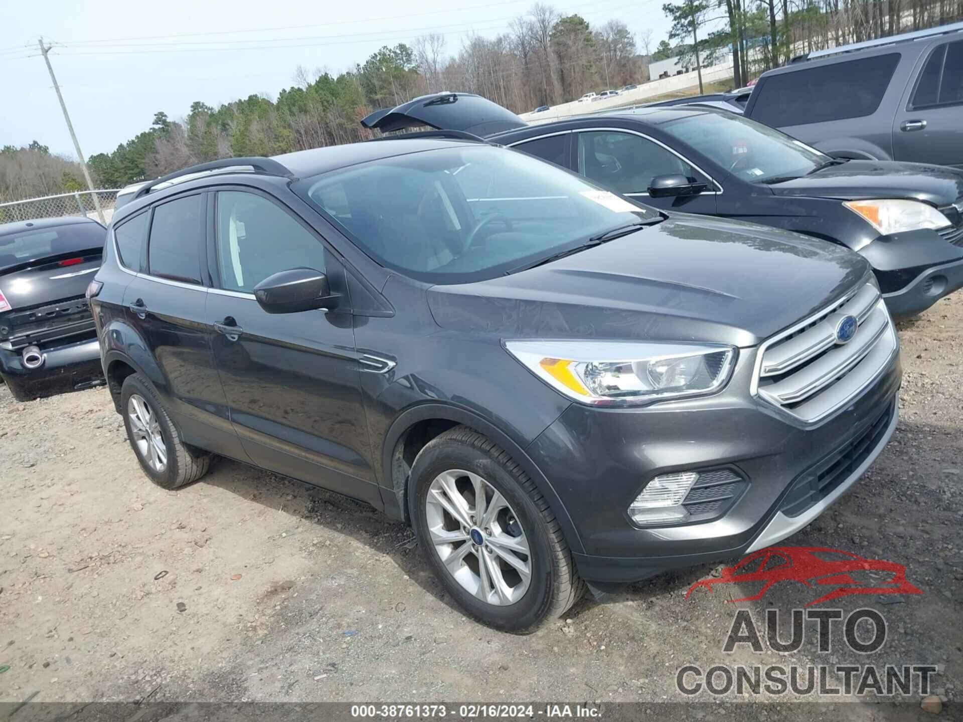 FORD ESCAPE 2018 - 1FMCU0GD3JUC66872