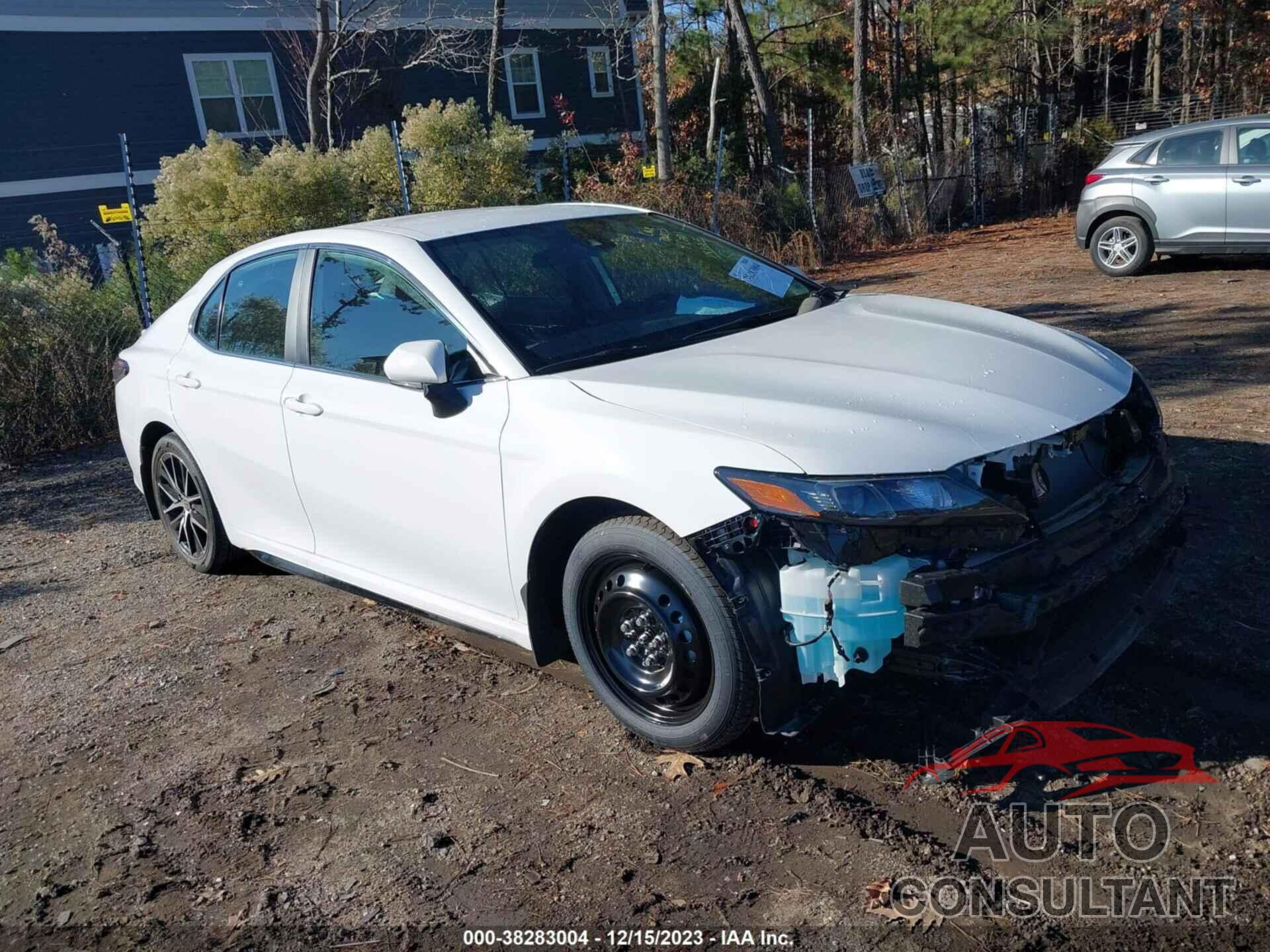 TOYOTA CAMRY 2023 - 4T1G11AK1PU747381