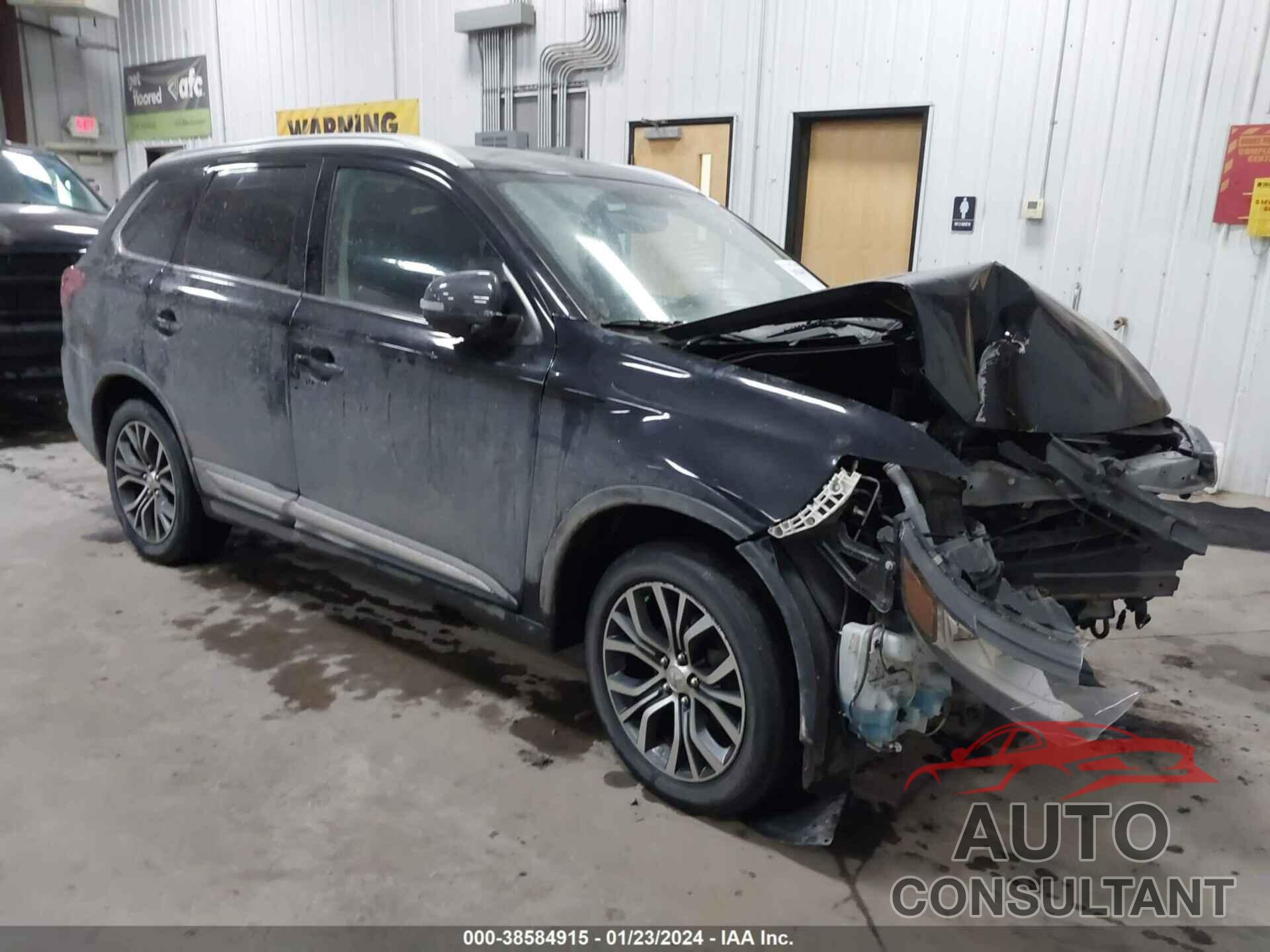 MITSUBISHI OUTLANDER 2018 - JA4AZ3A3XJZ024060