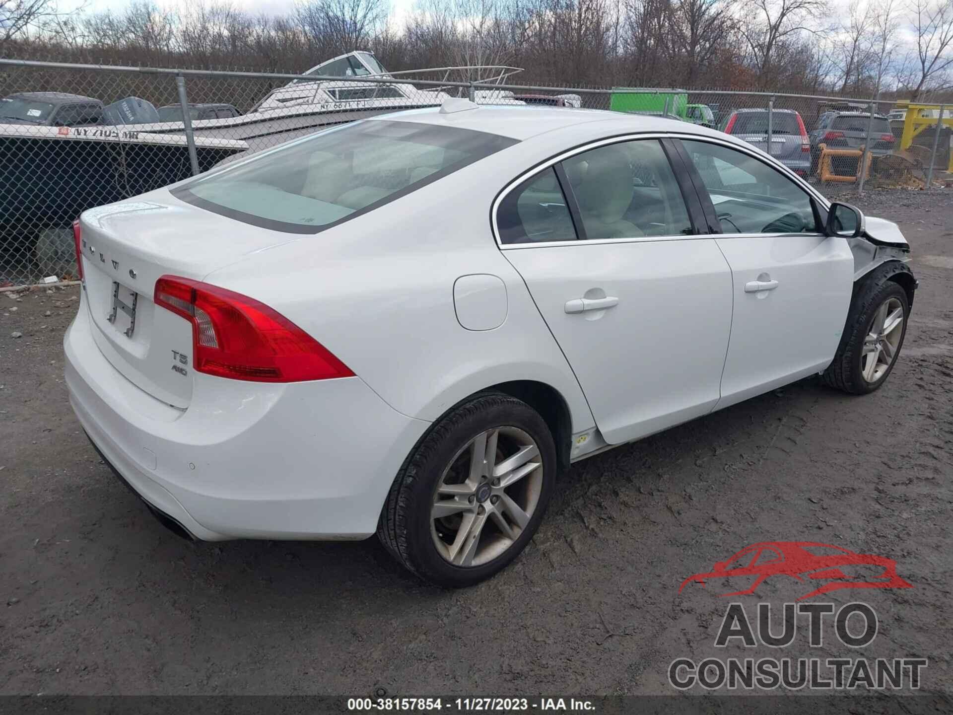 VOLVO S60 2015 - YV1612TK1F1333160