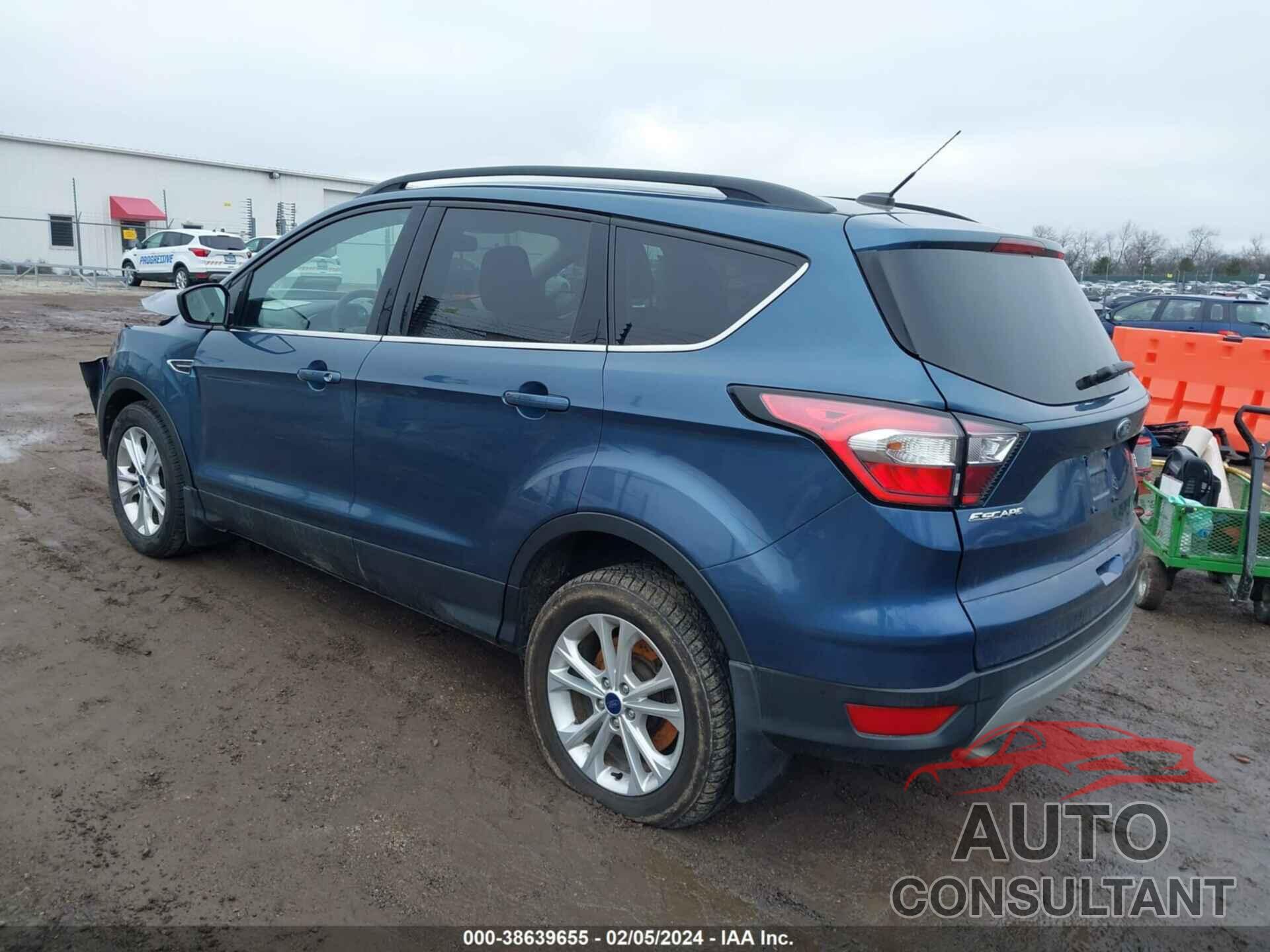 FORD ESCAPE 2018 - 1FMCU0GD6JUA75656