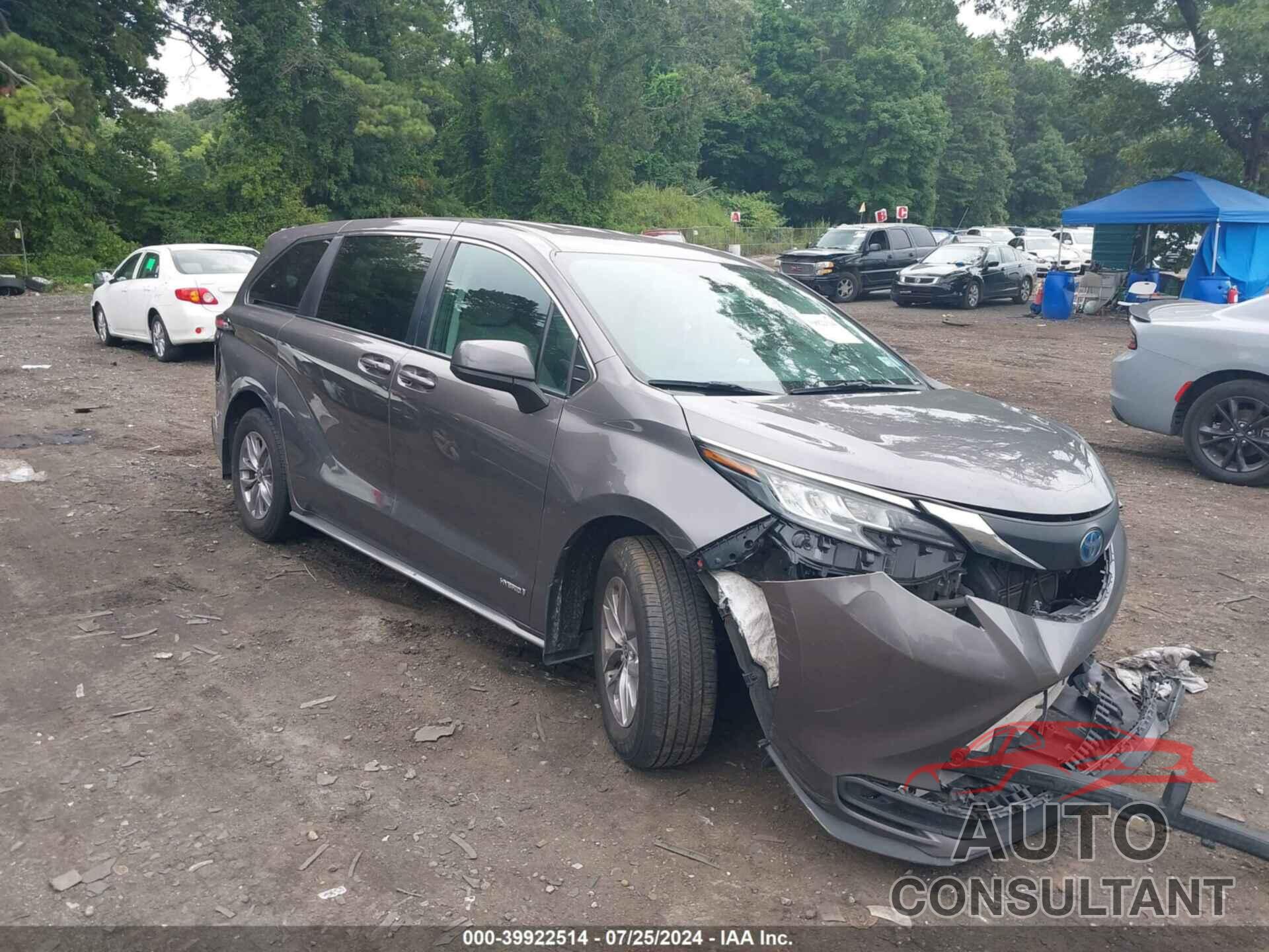 TOYOTA SIENNA 2021 - 5TDKRKEC1MS011007