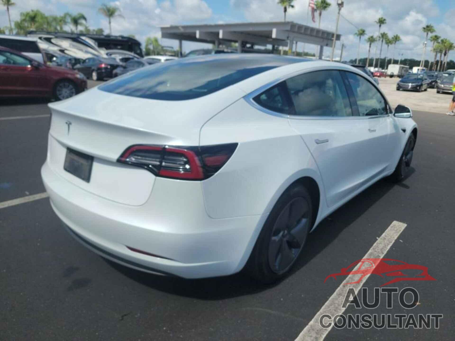 TESLA MODEL 3 2020 - 5YJ3E1EB7LF636905