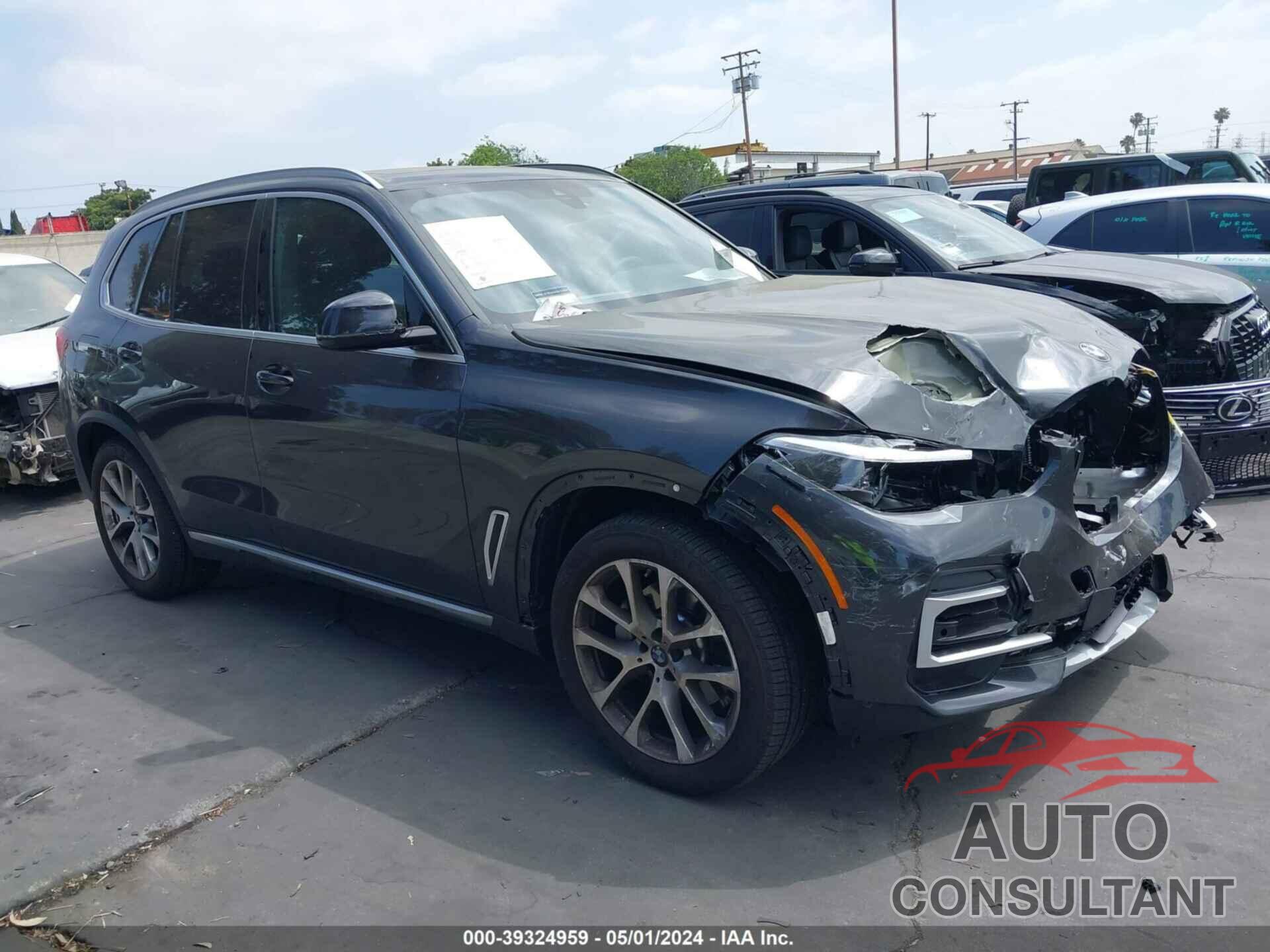 BMW X5 2023 - 5UXCR6C08P9R75092