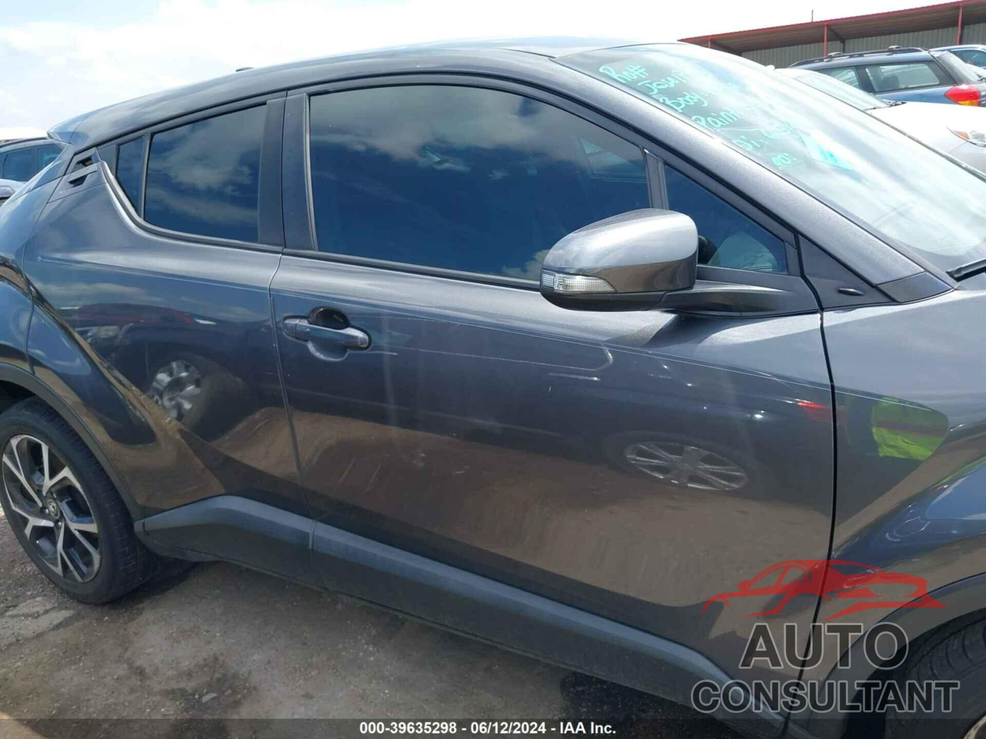 TOYOTA C-HR 2018 - NMTKHMBX8JR012686
