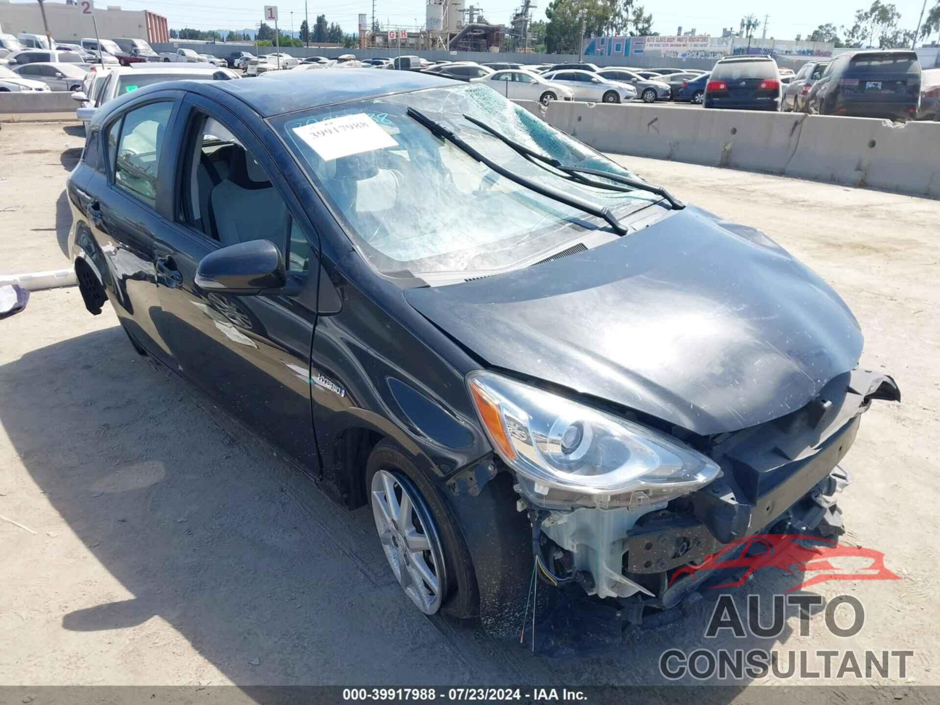 TOYOTA PRIUS C 2017 - JTDKDTB39H1592848