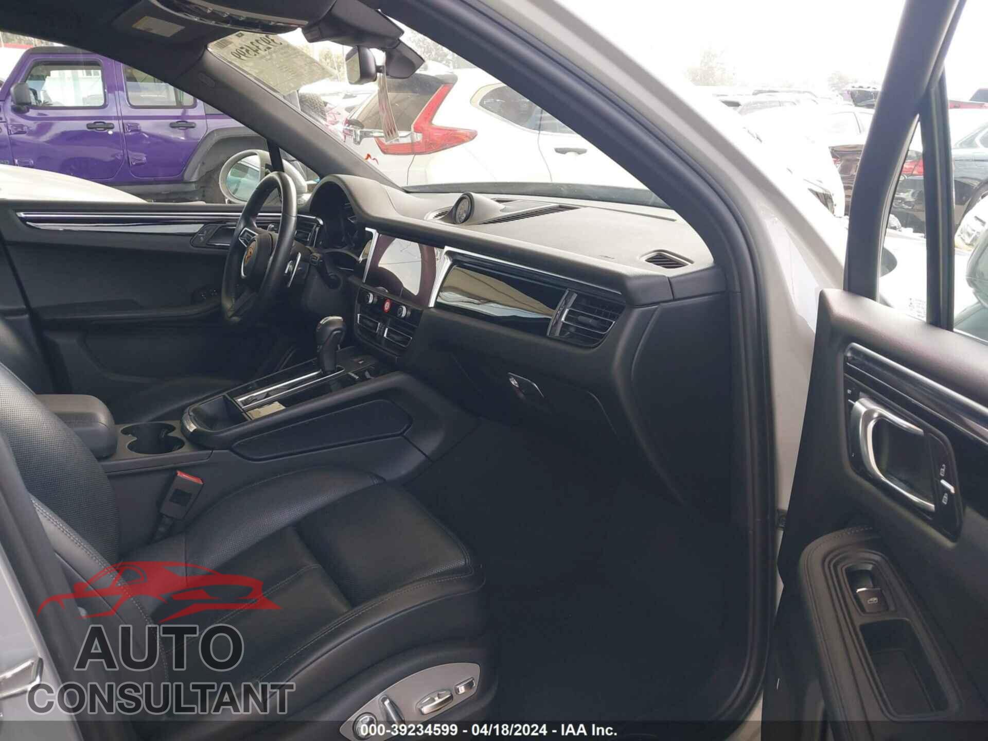 PORSCHE MACAN 2022 - WP1AA2A59NLB01940