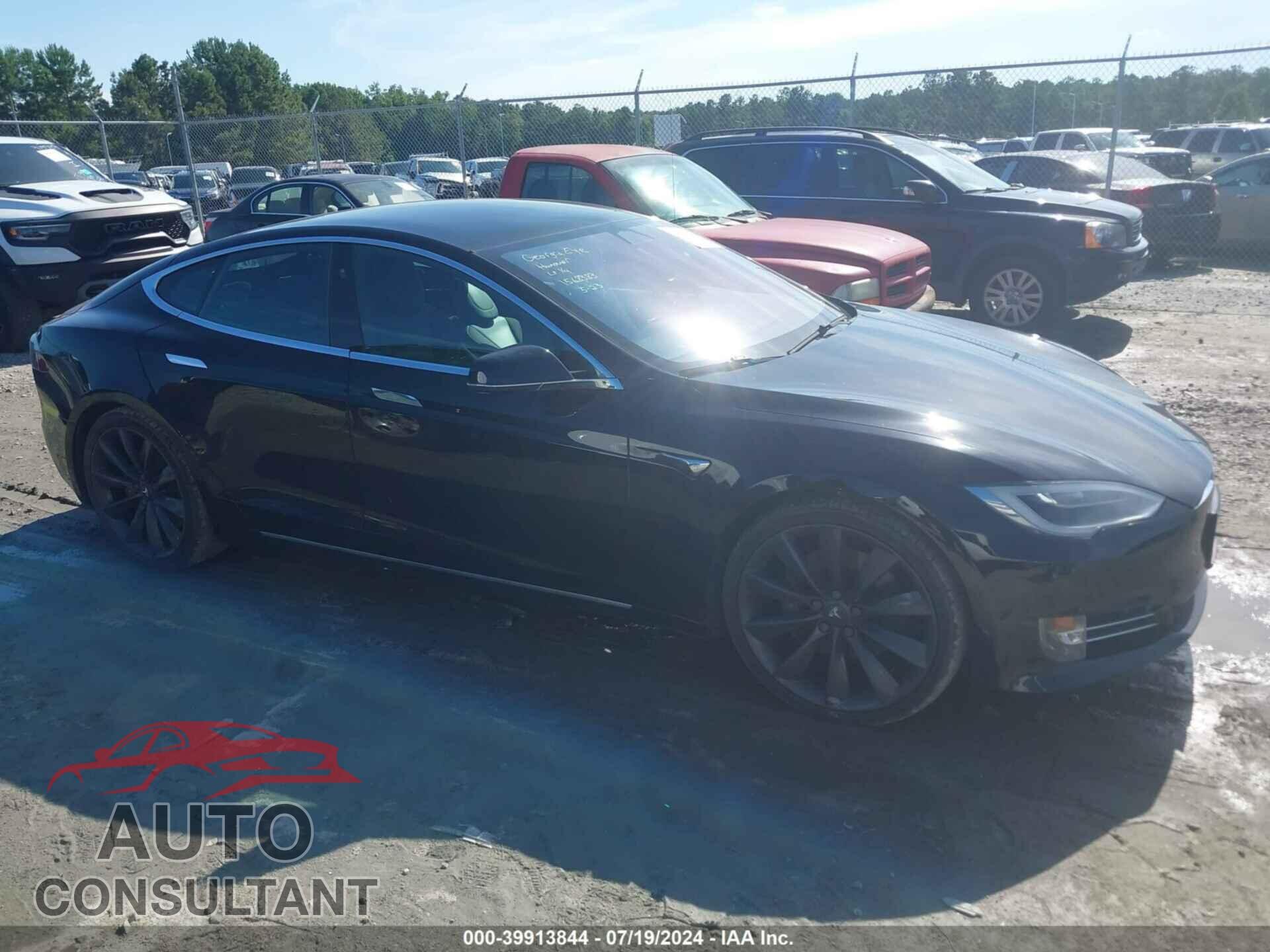 TESLA MODEL S 2017 - 5YJSA1E19HF217962