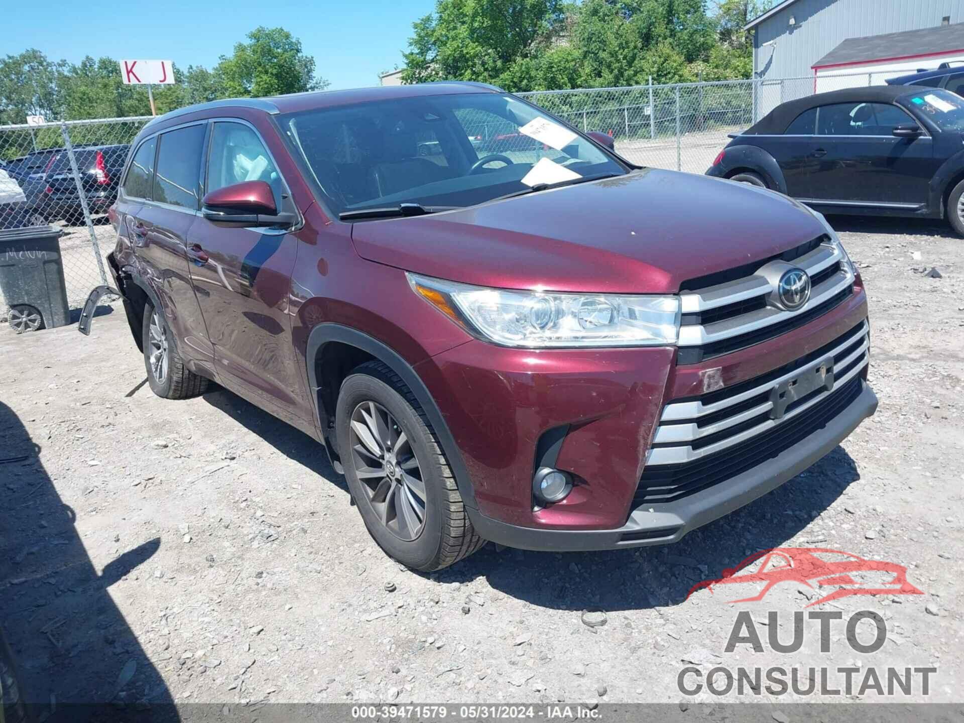 TOYOTA HIGHLANDER 2018 - 5TDJZRFH1JS900836