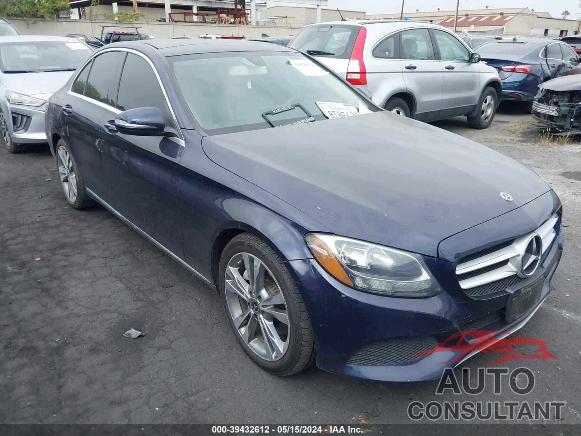 MERCEDES-BENZ C 300 2017 - 55SWF4JB1HU233980