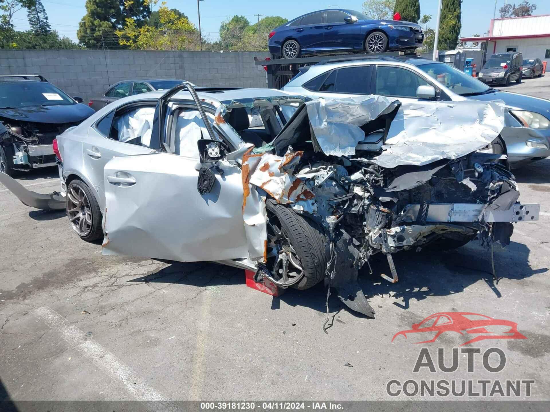 LEXUS IS 200T 2016 - JTHBA1D26G5011295