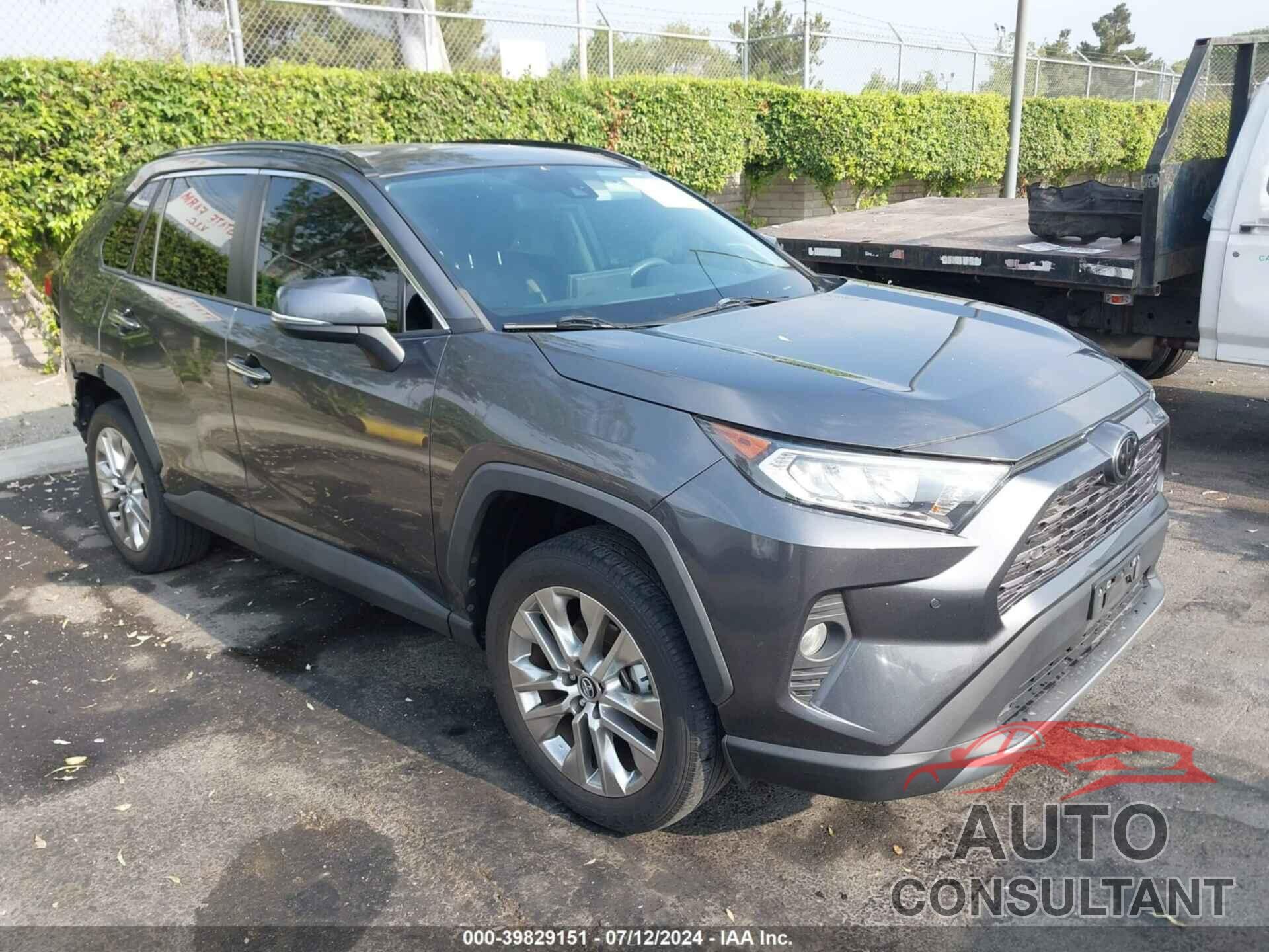 TOYOTA RAV4 2021 - 2T3Y1RFV1MC086008