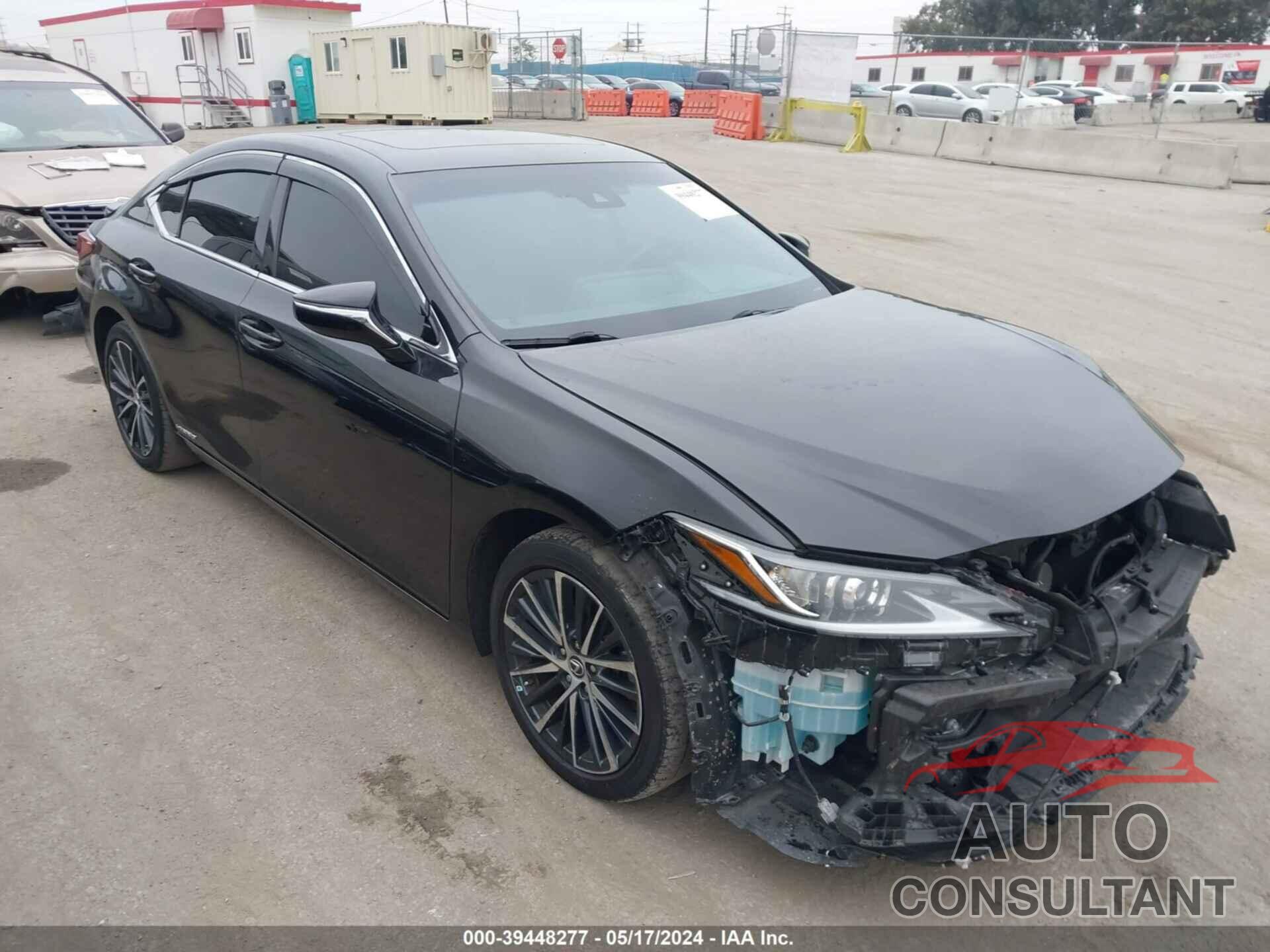 LEXUS ES 300H 2022 - 58ADA1C18NU015908