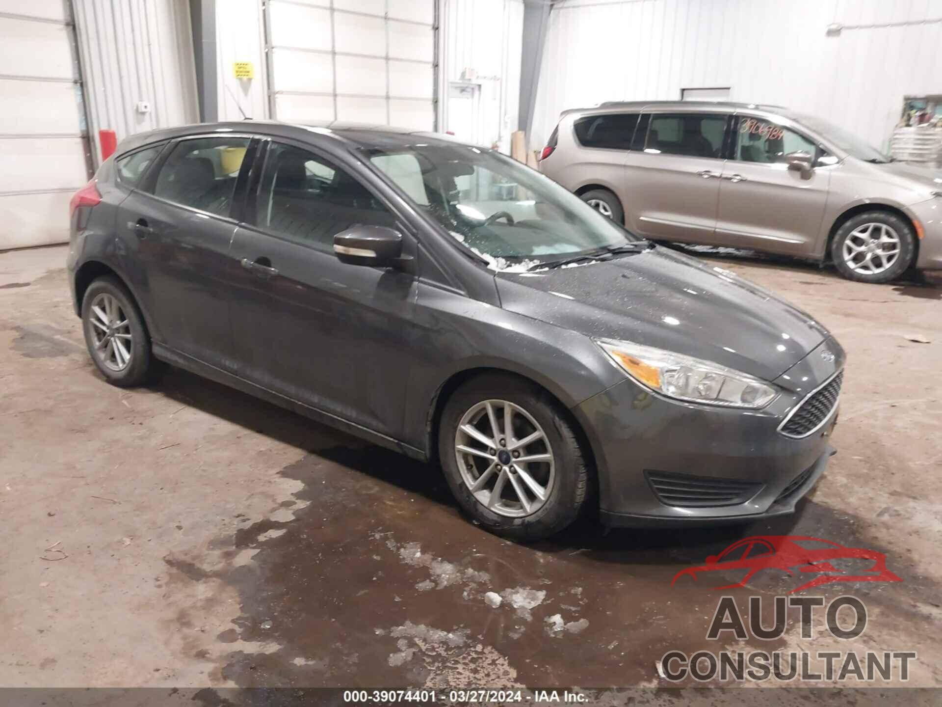 FORD FOCUS 2017 - 1FADP3K22HL314231