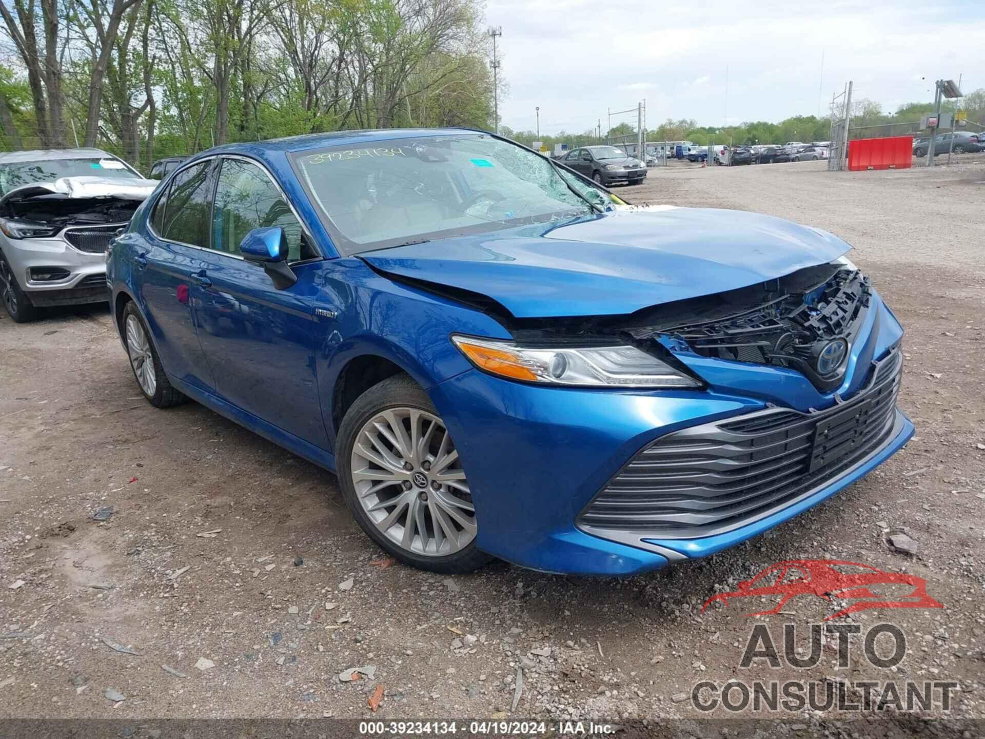 TOYOTA CAMRY 2019 - 4T1B21HK7KU011941