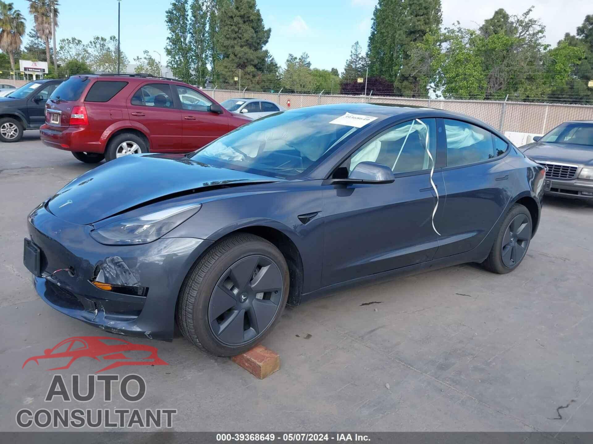 TESLA MODEL 3 2023 - 5YJ3E1EA0PF656877
