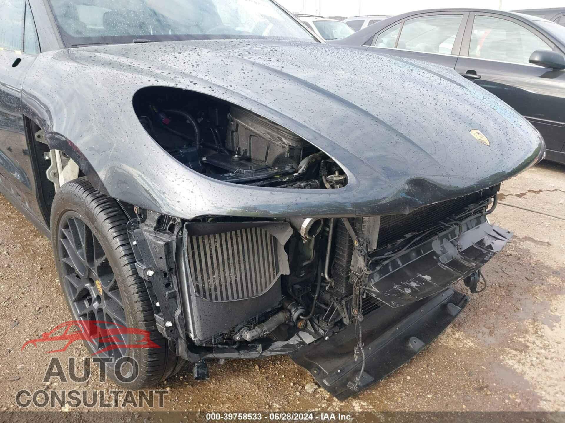 PORSCHE MACAN 2017 - WP1AG2A57HLB52081