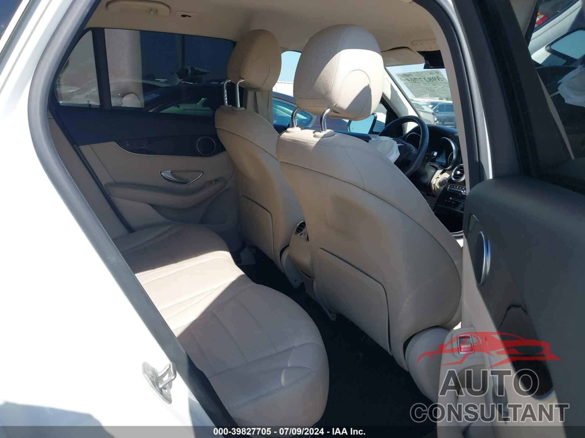 MERCEDES-BENZ GLC 300 2019 - WDC0G4JB9KV173566