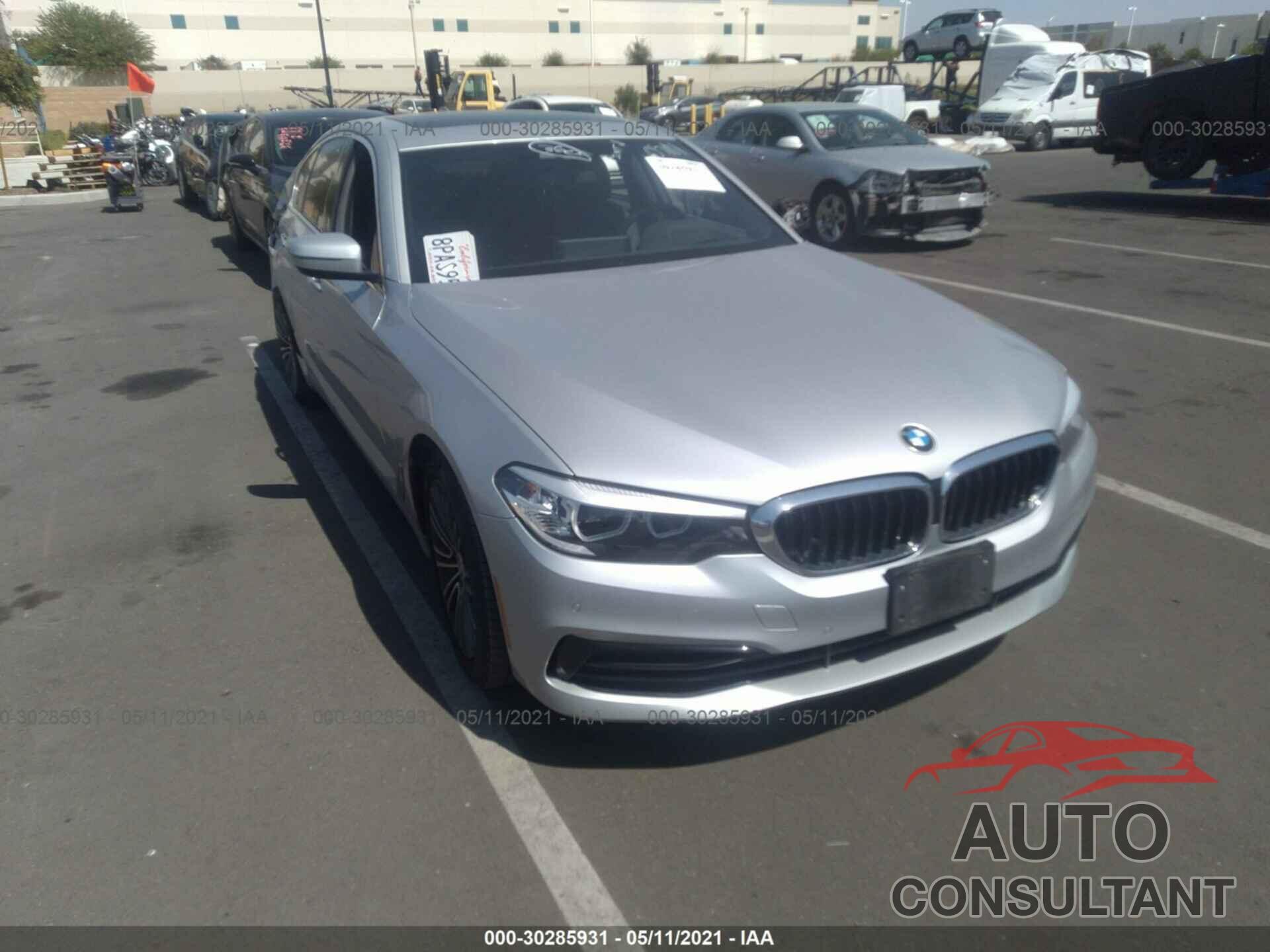 BMW 5 SERIES 2019 - WBAJA5C55KBX46891