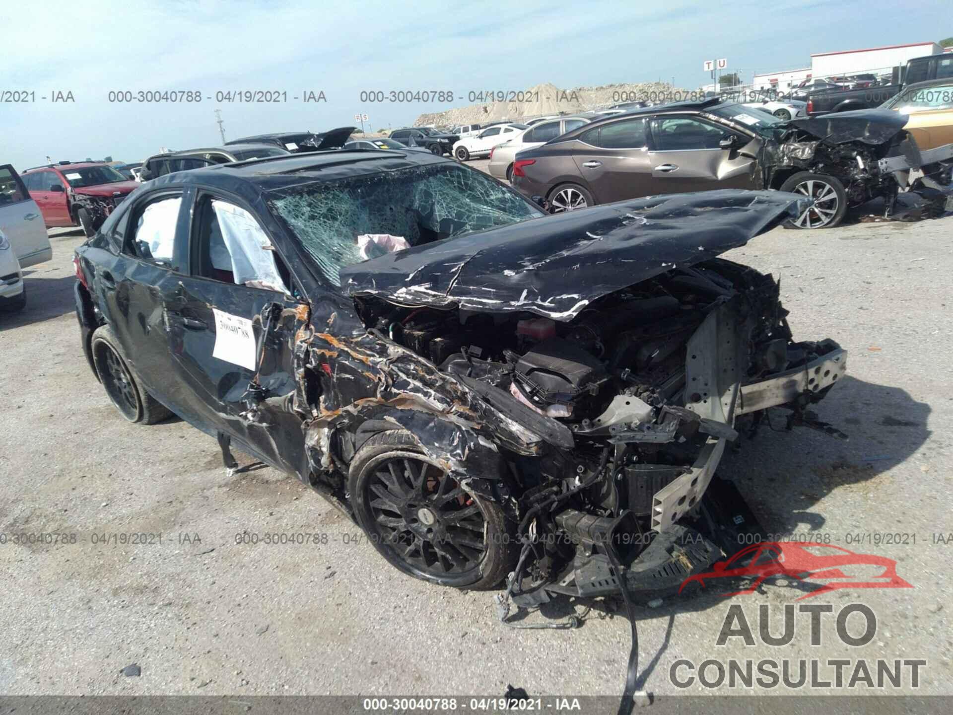 LEXUS IS 200T 2016 - JTHBA1D20G5015830