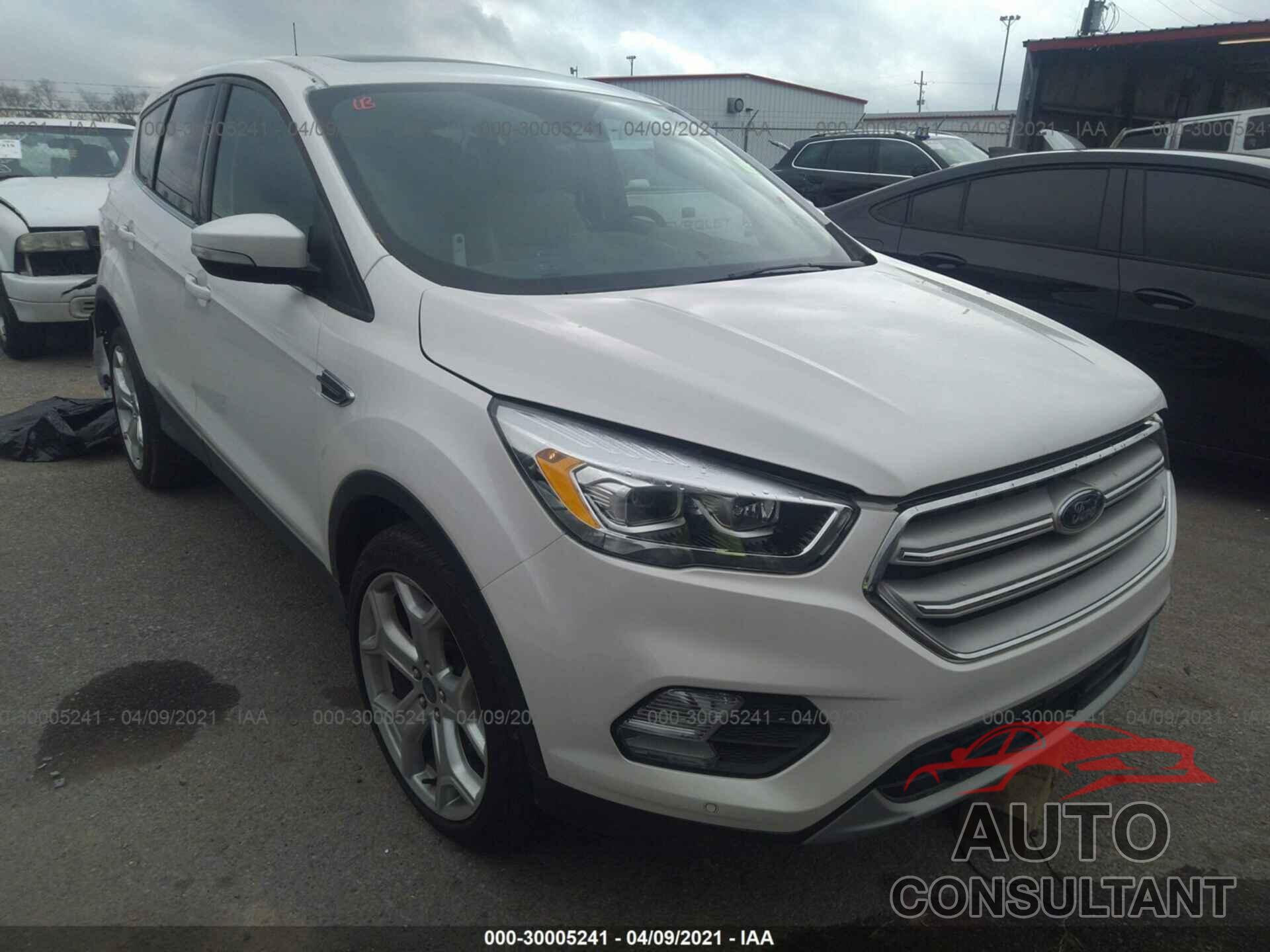 FORD ESCAPE 2019 - 1FMCU0J95KUC45785