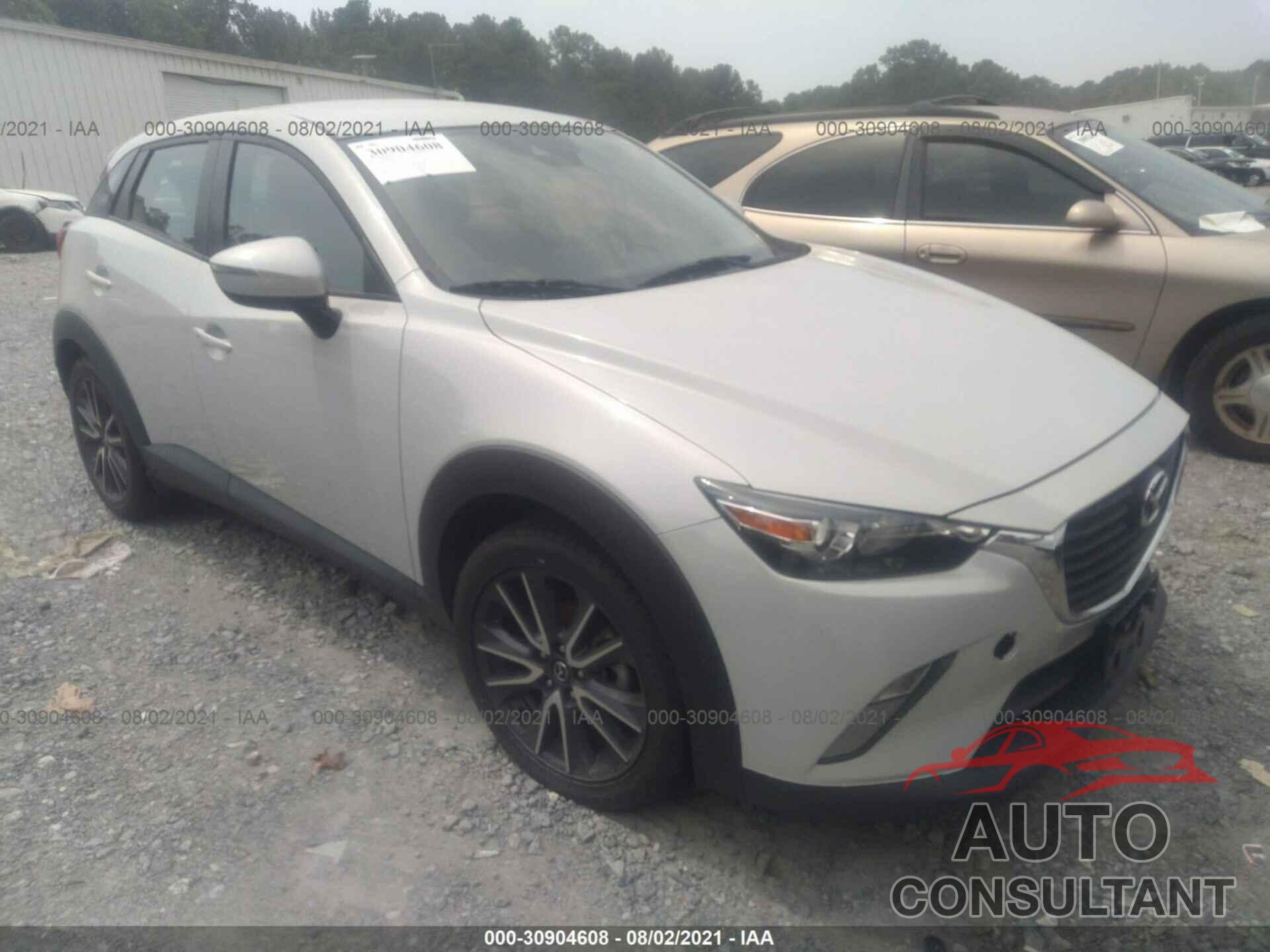 MAZDA CX-3 2018 - JM1DKDC7XJ0330032