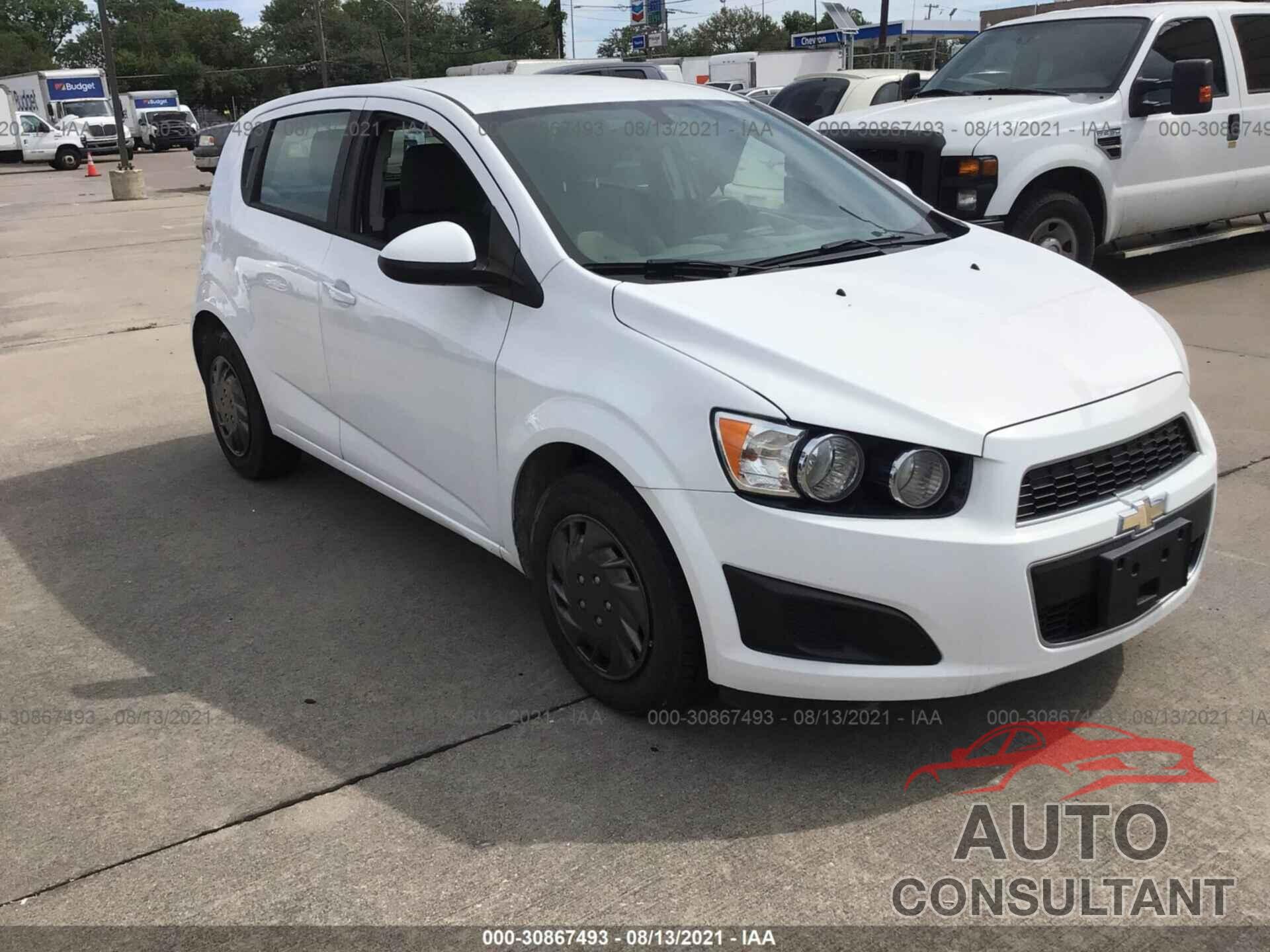 CHEVROLET SONIC 2016 - 1G1JA6SH7G4114094