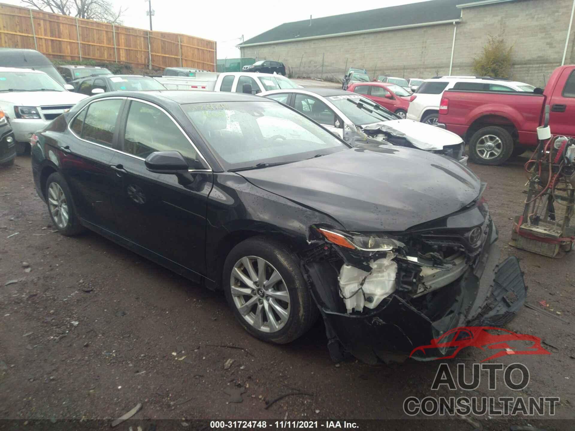 TOYOTA CAMRY 2018 - JTNB11HKXJ3016882