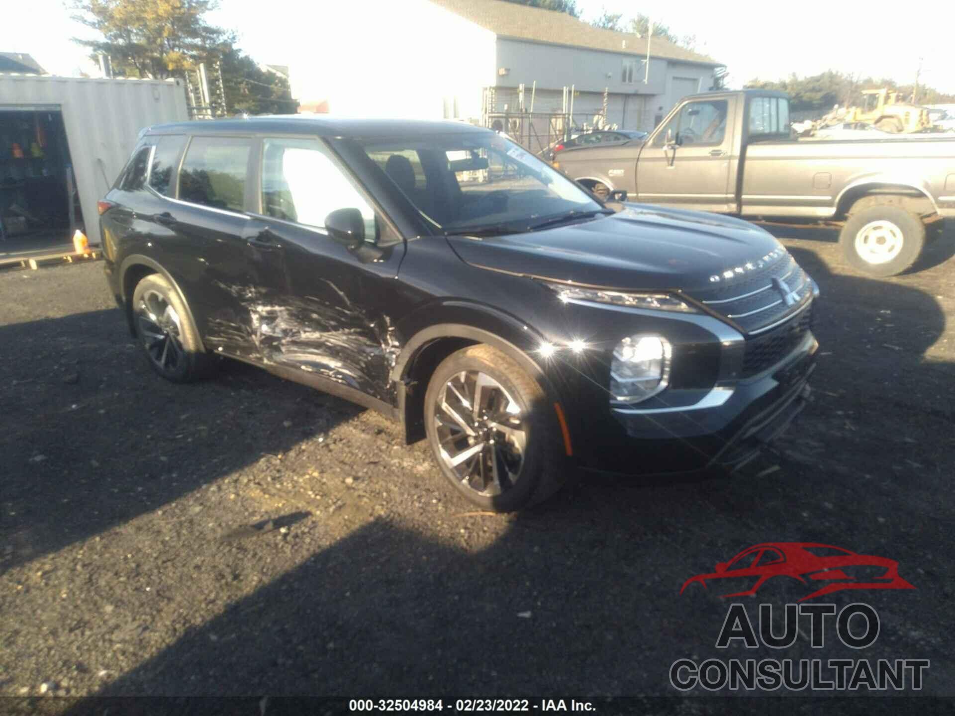 MITSUBISHI OUTLANDER 2022 - JA4J4TA89NZ019898