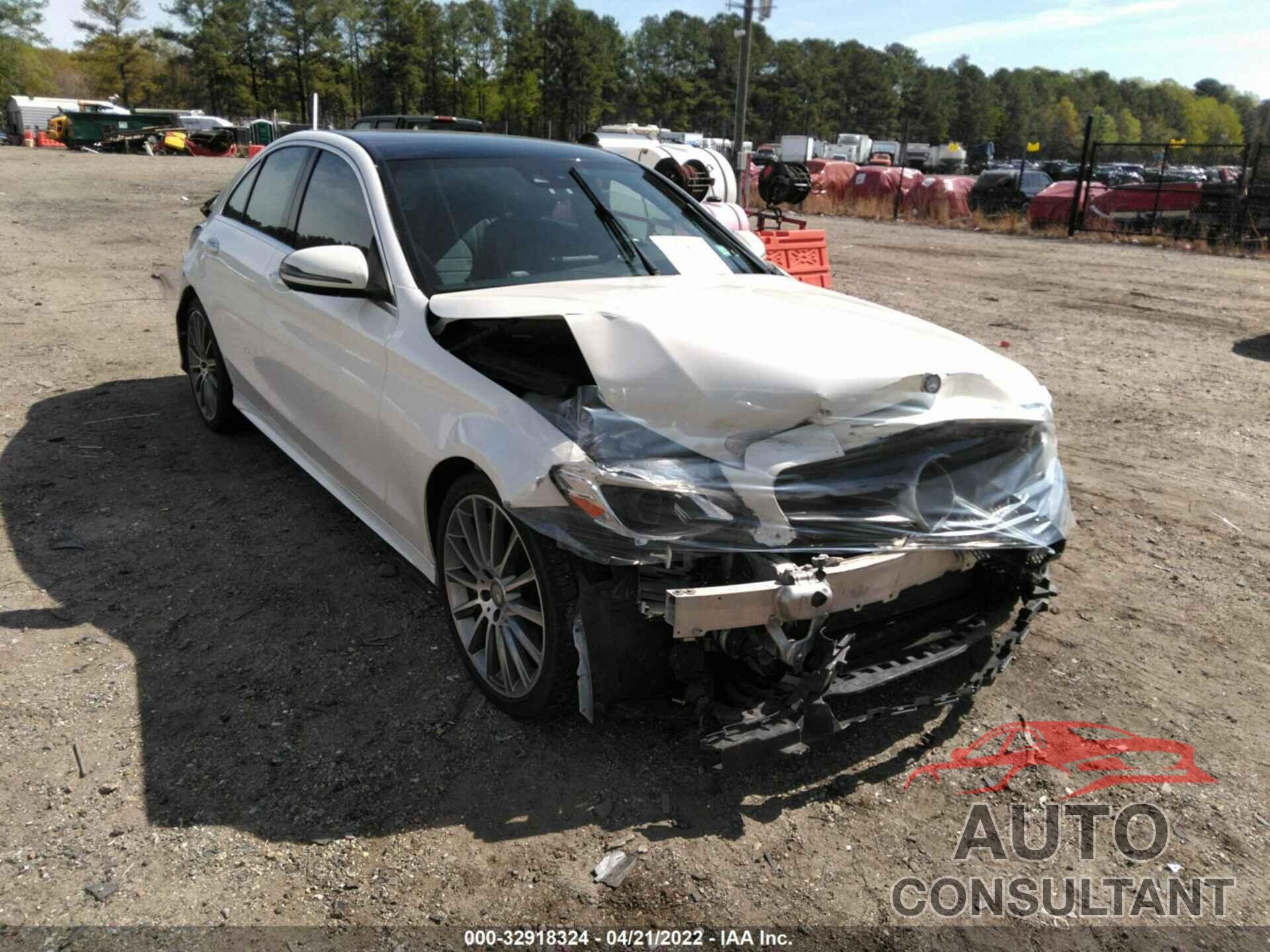 MERCEDES-BENZ C-CLASS 2016 - 55SWF4JB9GU144995
