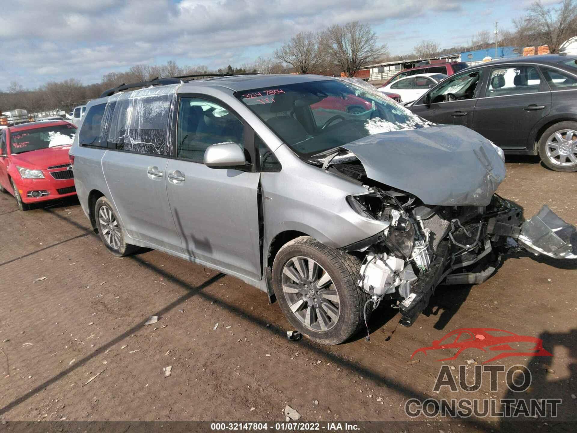 TOYOTA SIENNA 2019 - 5TDDZ3DC3KS215675