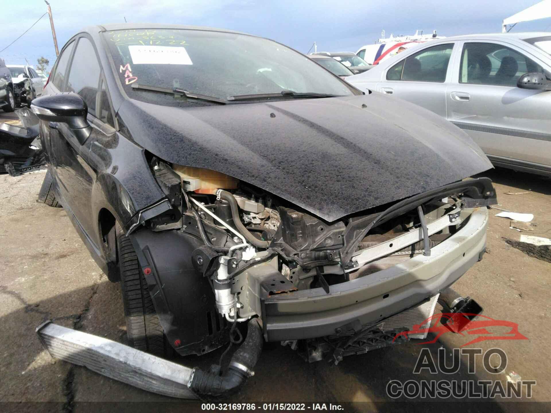 FORD FIESTA 2019 - 3FADP4GX0KM135637