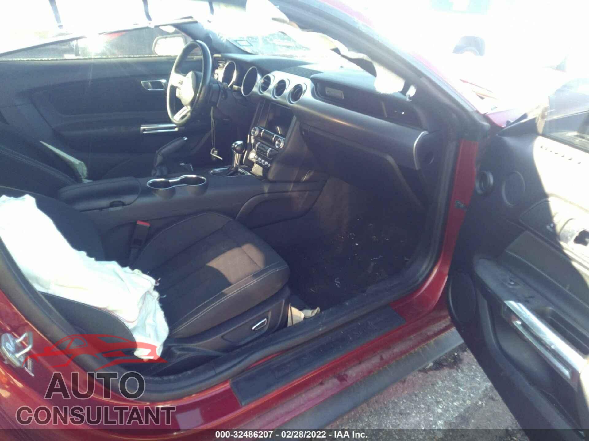 FORD MUSTANG 2018 - 1FA6P8TH7J5165589