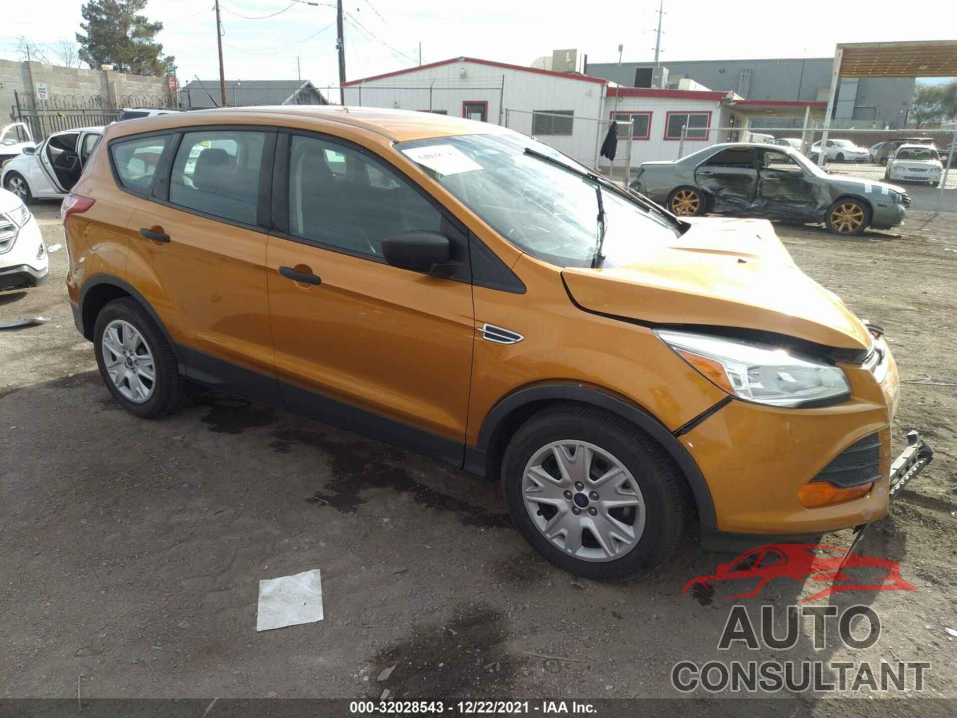 FORD ESCAPE 2016 - 1FMCU0F71GUB38697