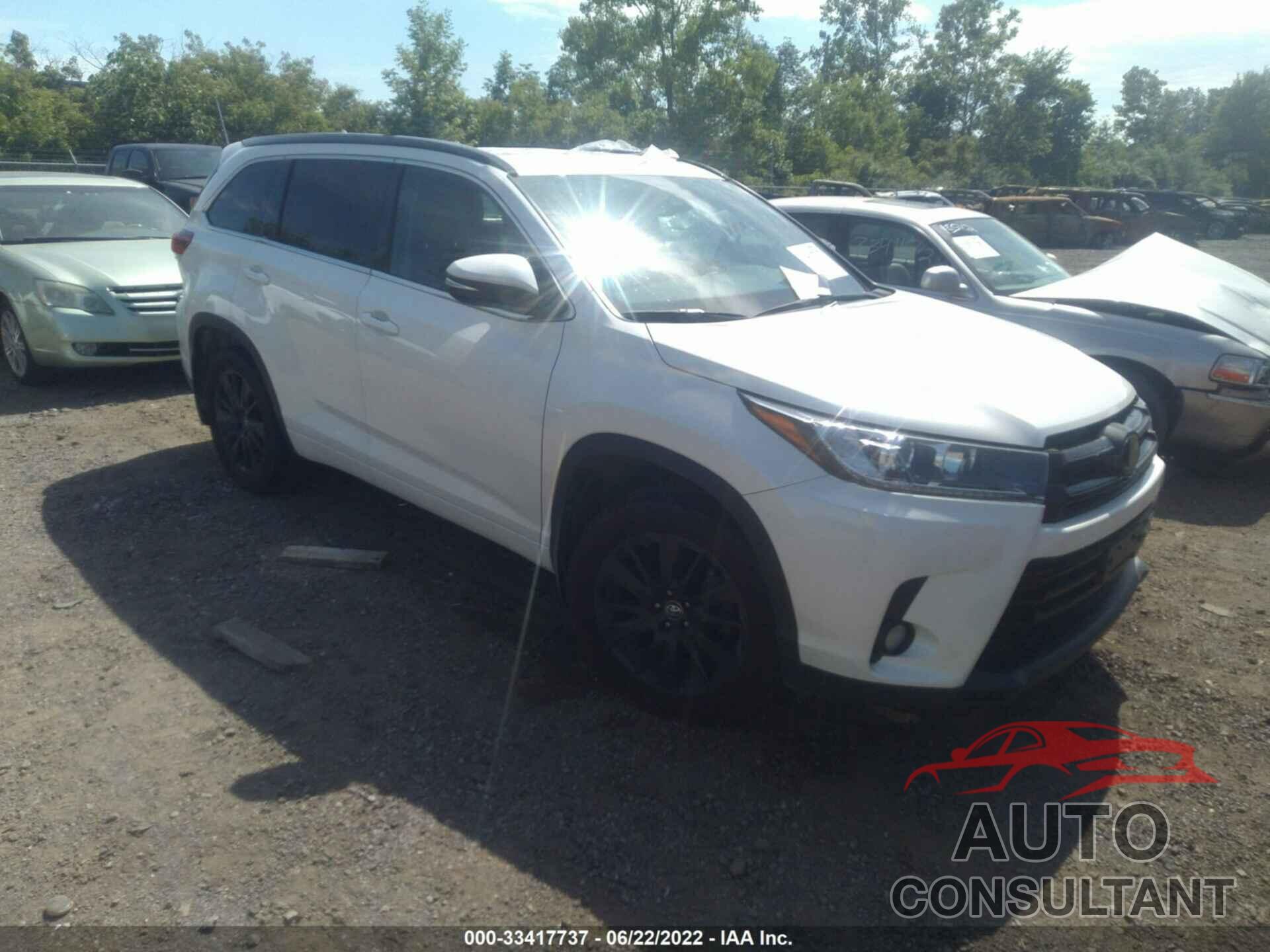 TOYOTA HIGHLANDER 2018 - 5TDJZRFH9JS546502