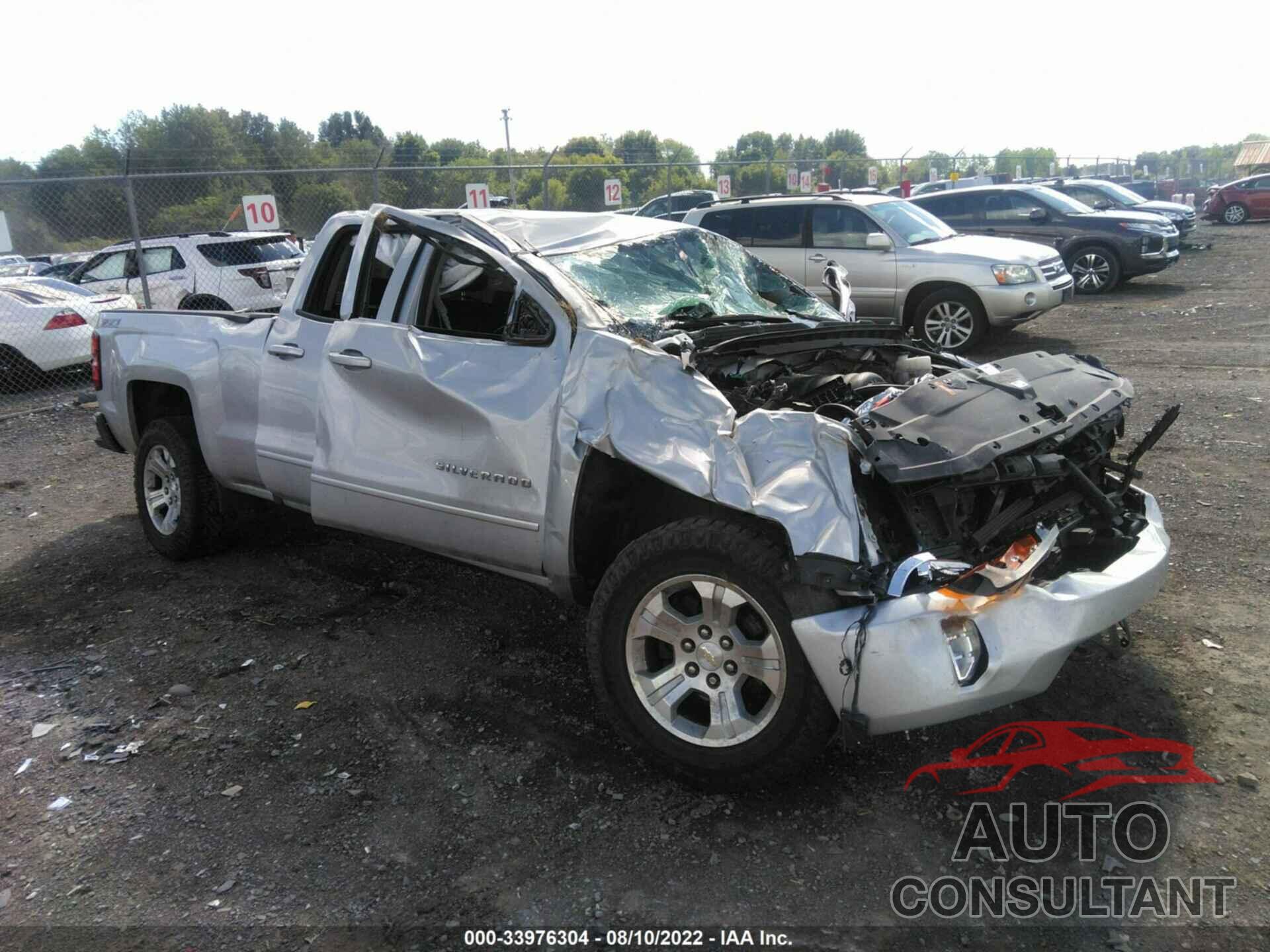 CHEVROLET SILVERADO 1500 2017 - 1GCVKREC7HZ335495