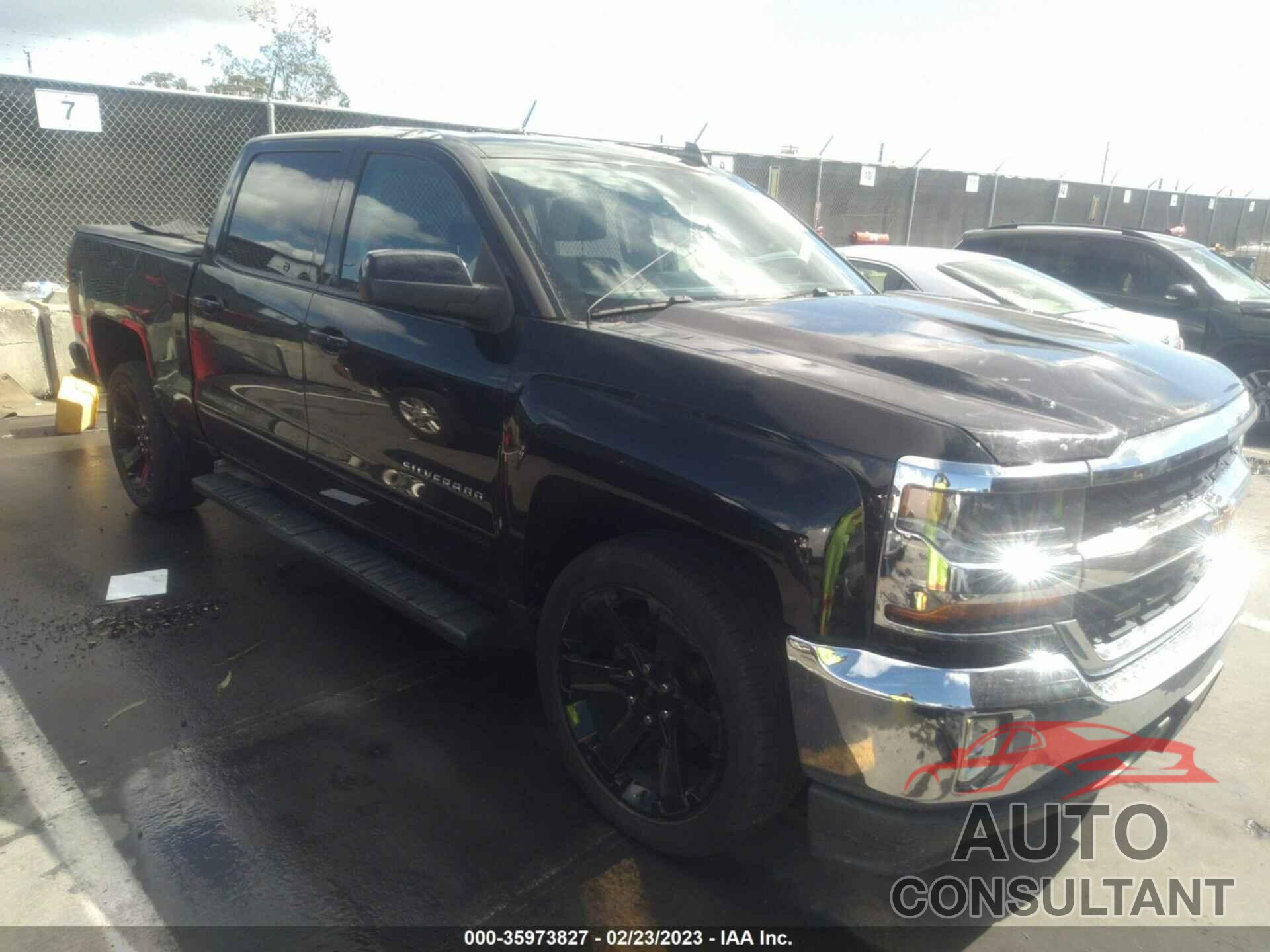 CHEVROLET SILVERADO 1500 2018 - 3GCUCRER2JG315576