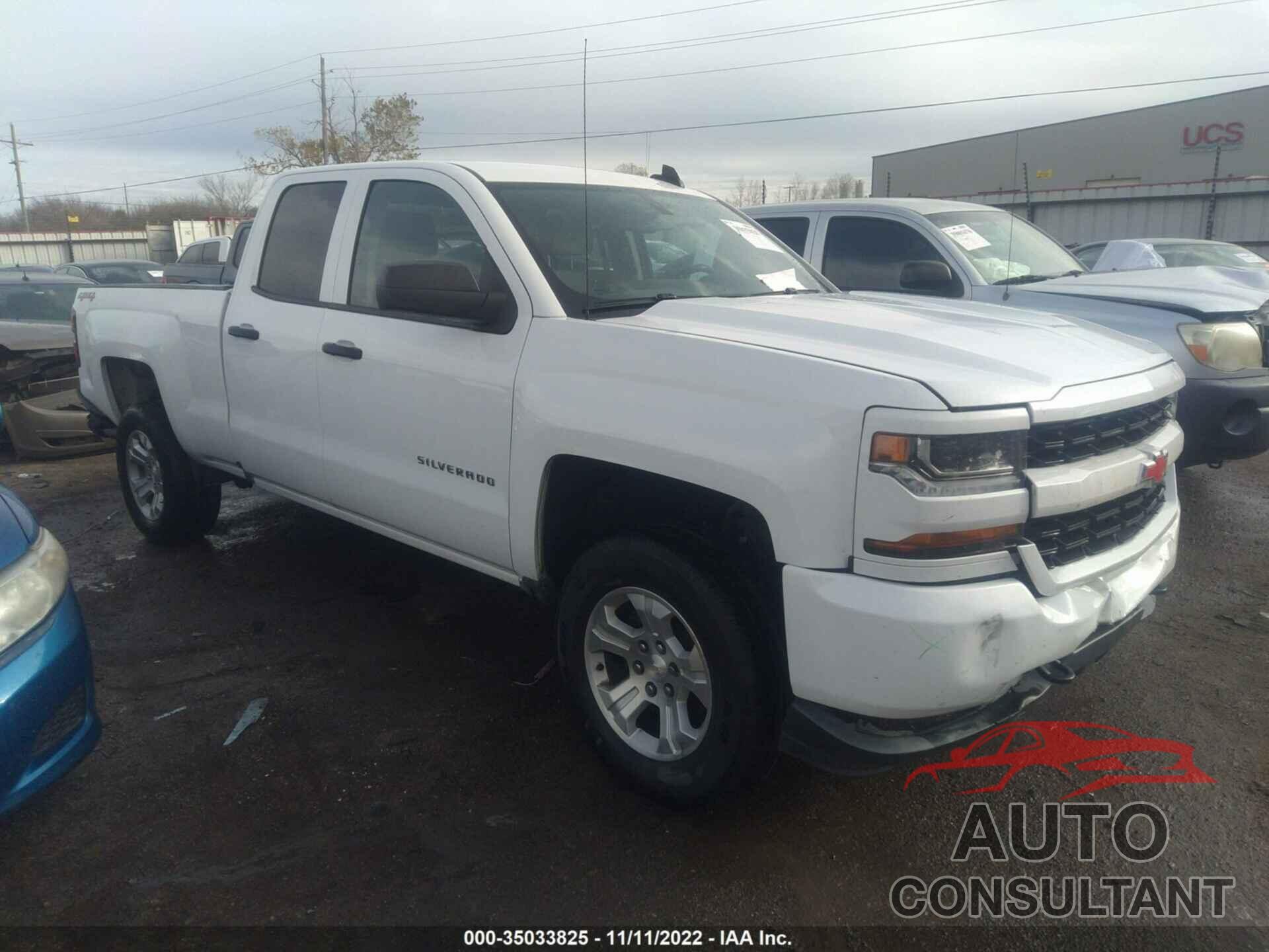 CHEVROLET SILVERADO 1500 2018 - 1GCVKPEH6JZ195445