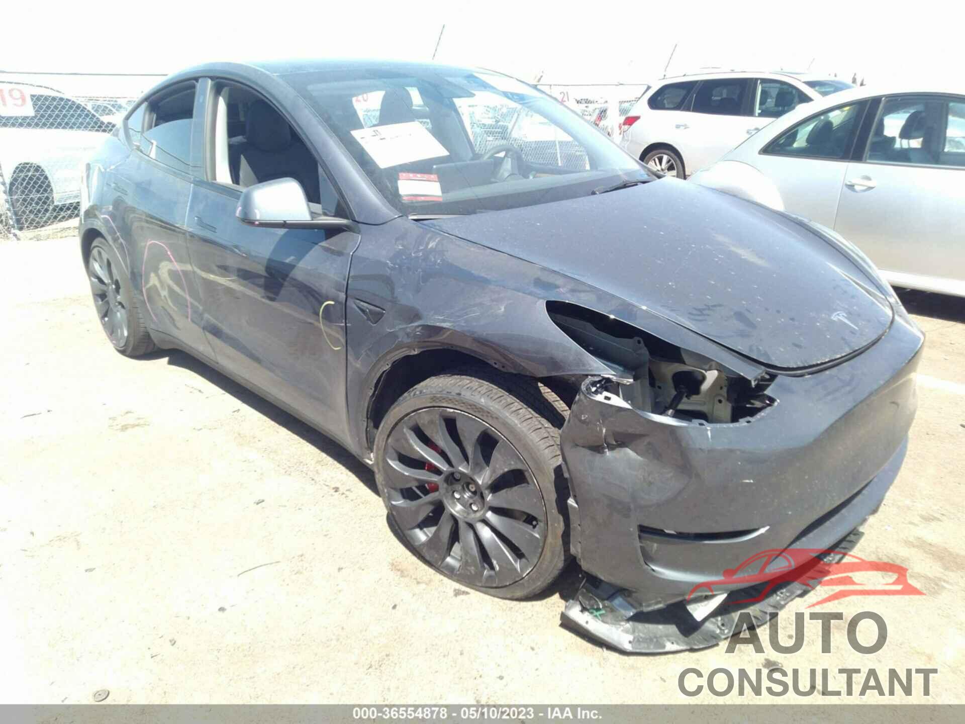 TESLA MODEL Y 2023 - 7SAYGDEF0PF647323