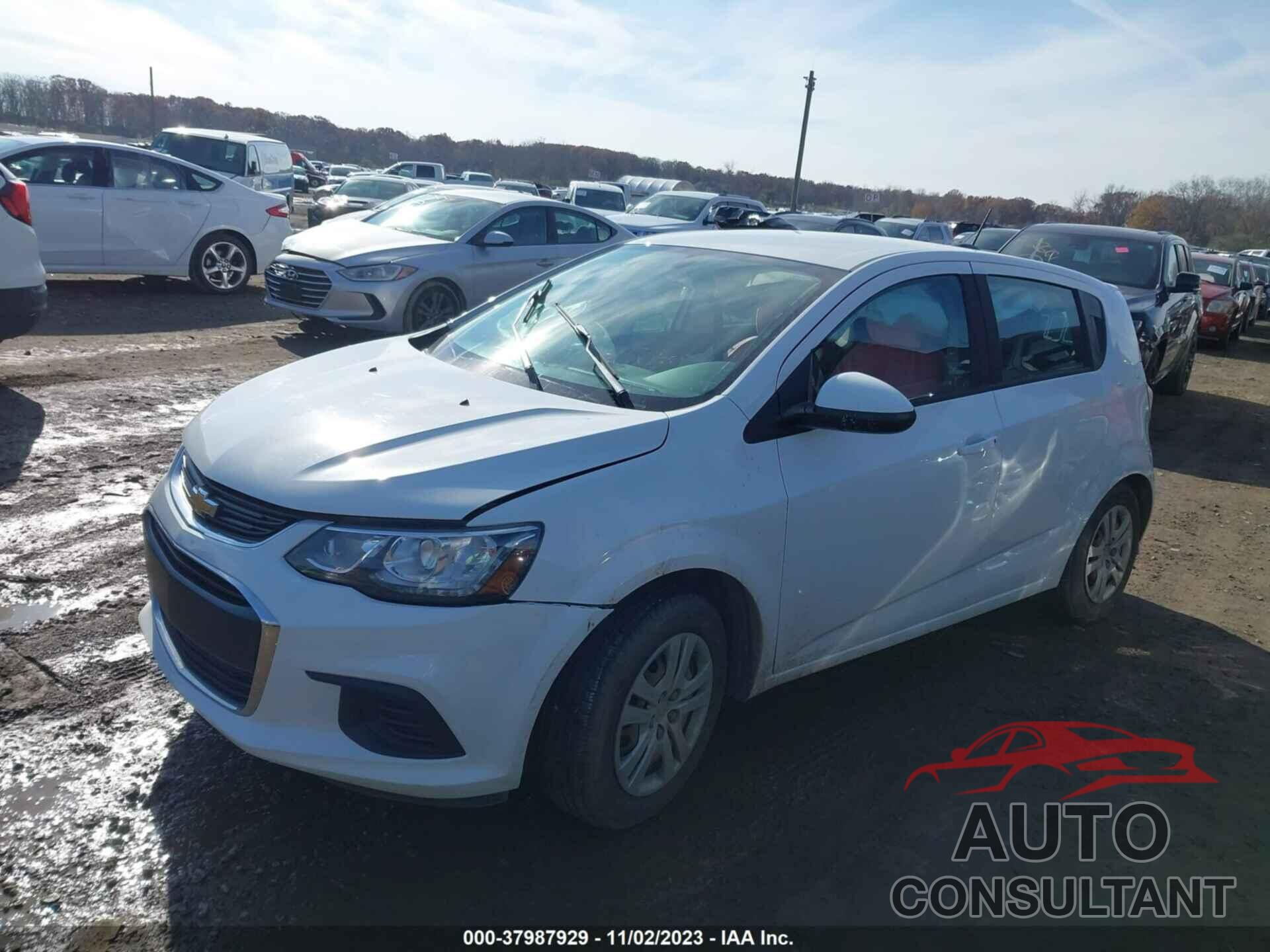 CHEVROLET SONIC 2017 - 1G1JG6SH7H4175655