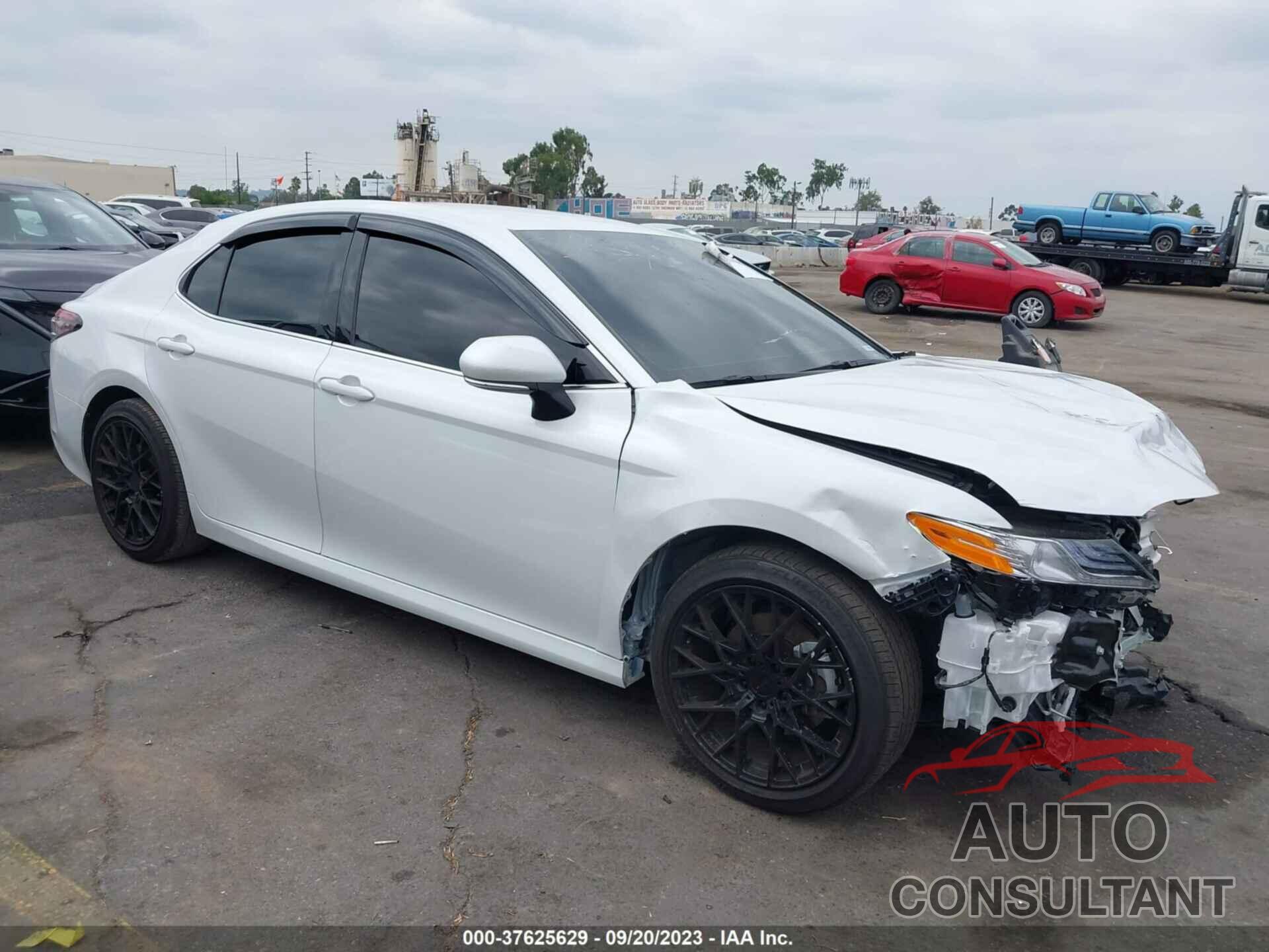 TOYOTA CAMRY 2023 - 4T1F11AK4PU101148