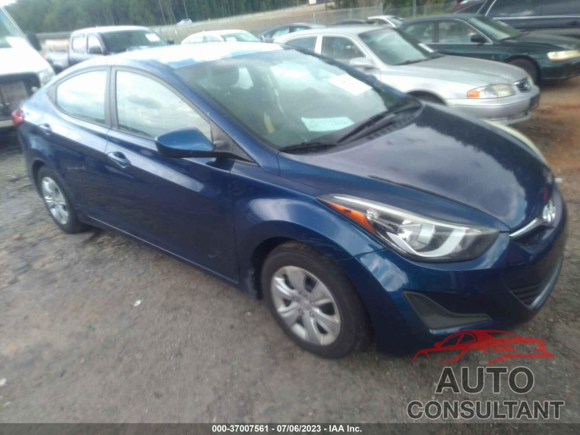 HYUNDAI ELANTRA 2016 - 5NPDH4AE5GH742936
